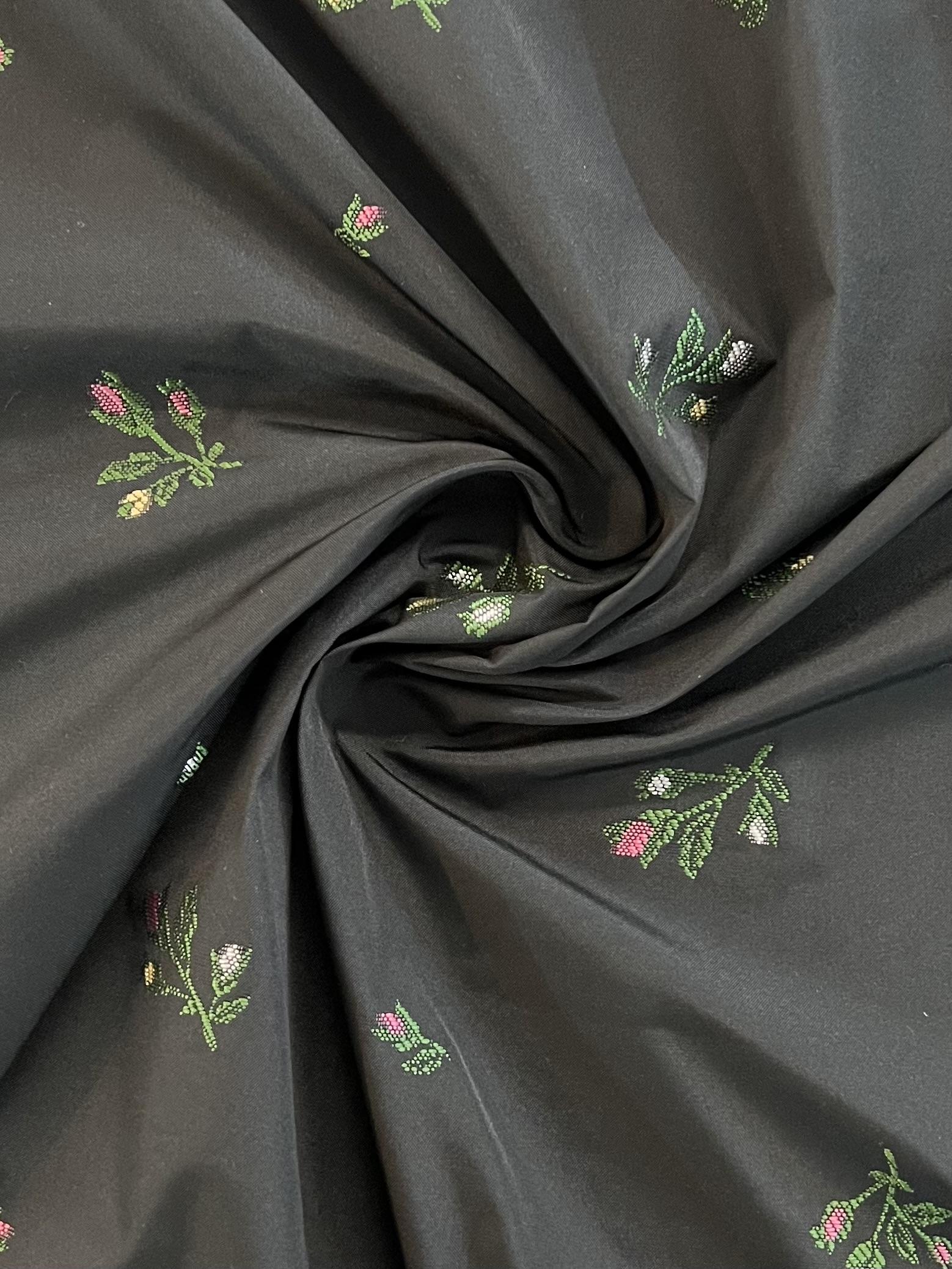 Polyester Jacquard Taffeta in Black with Rosebud 