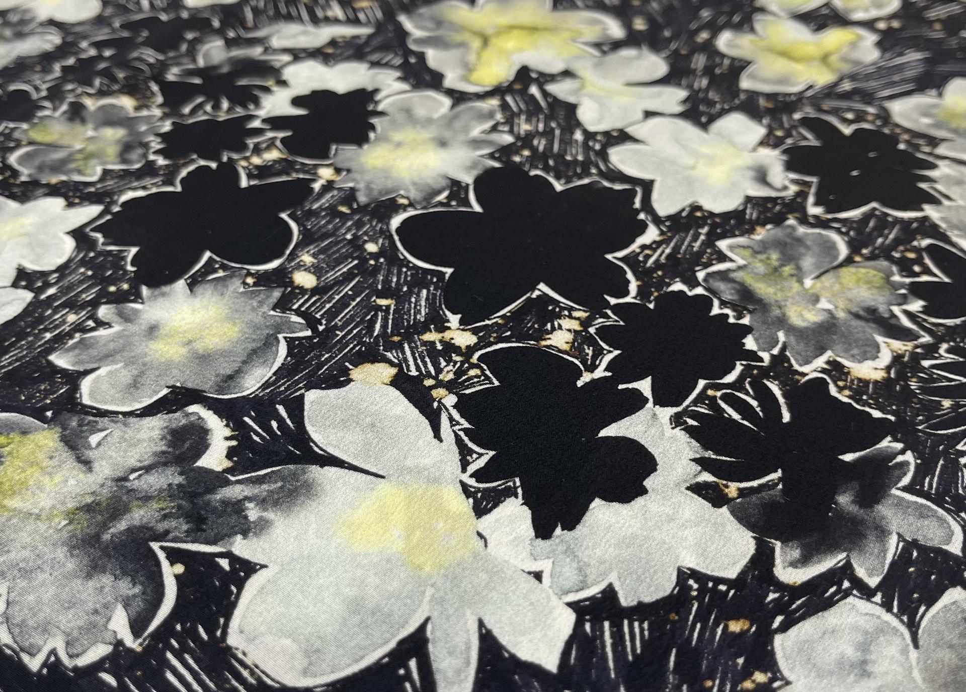 100% Silk Crepe De Chine Floral Print In Light Grey/Yellow On Black