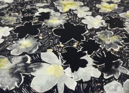 100% Silk Crepe De Chine Floral Print In Light Grey/Yellow On Black