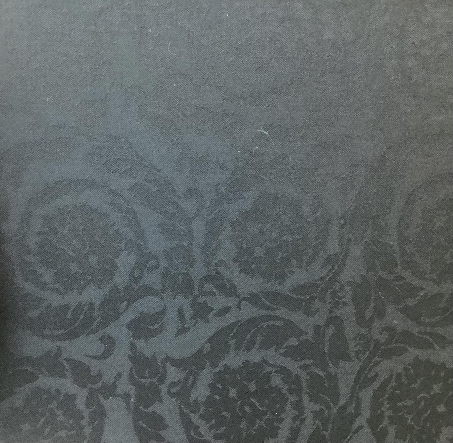 100% Wool Jacquard In Black