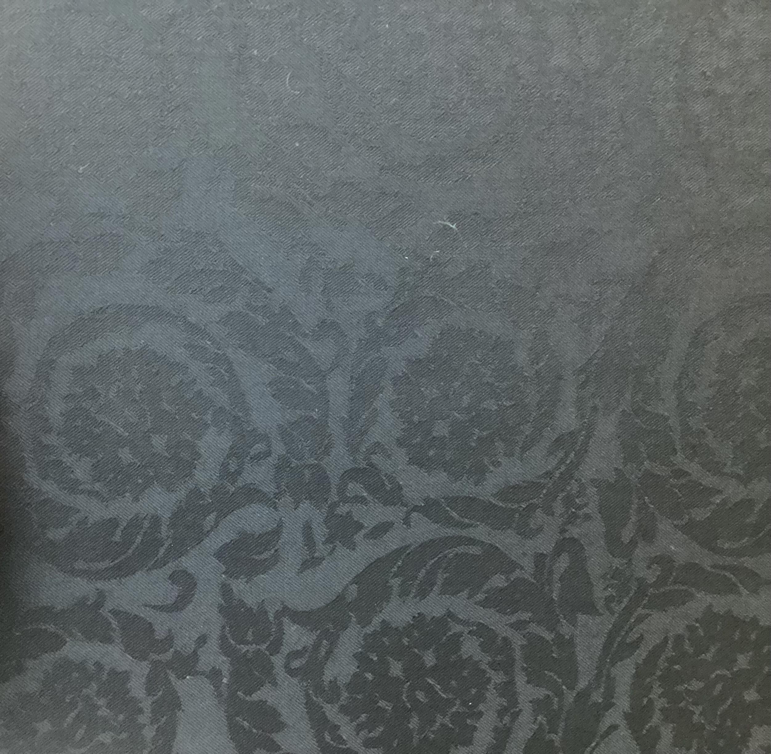 100% Wool Jacquard In Black