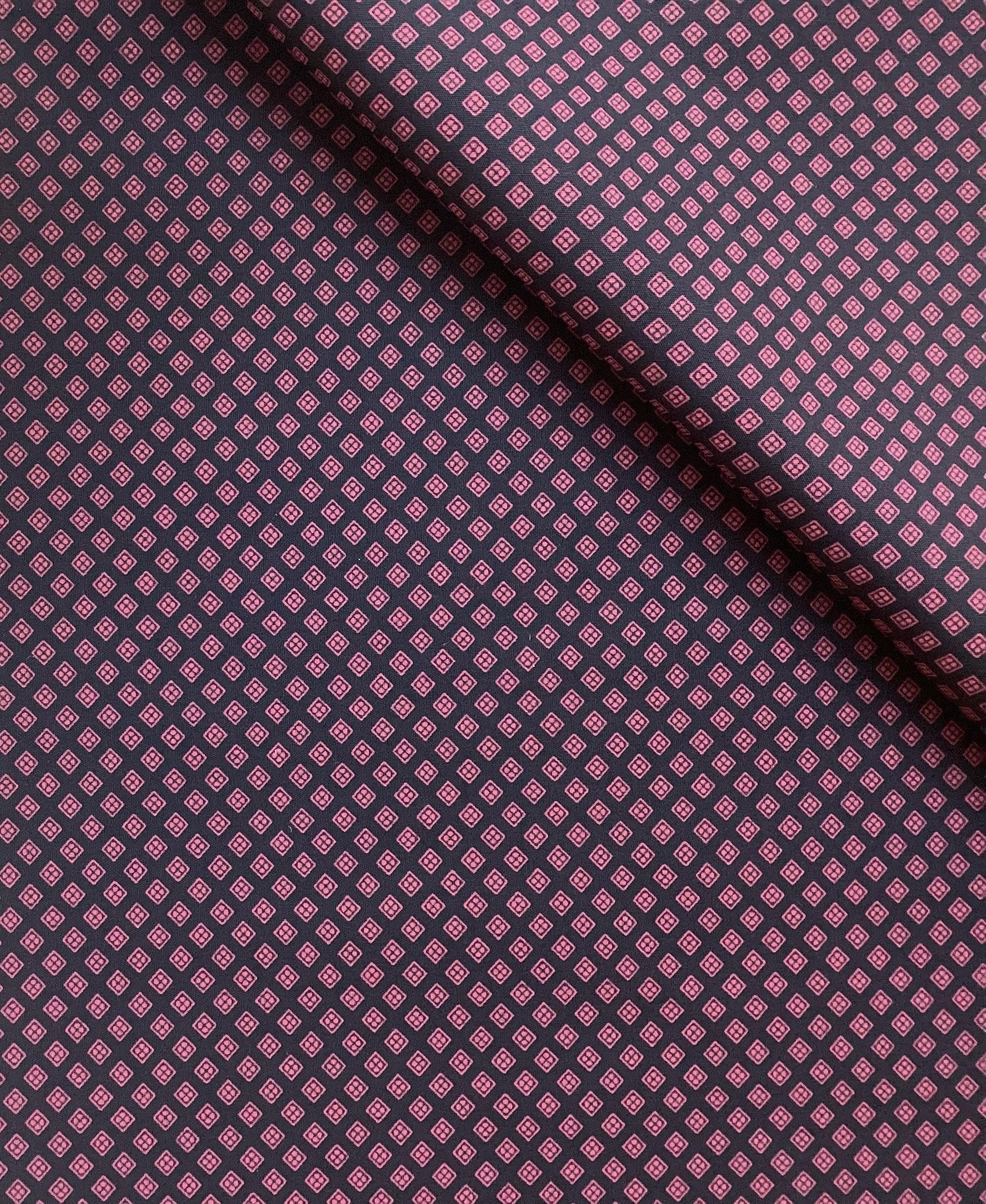 DNP IMPORTED COTTON SHIRTING Geometric PRINT In Fuchsia On Navy