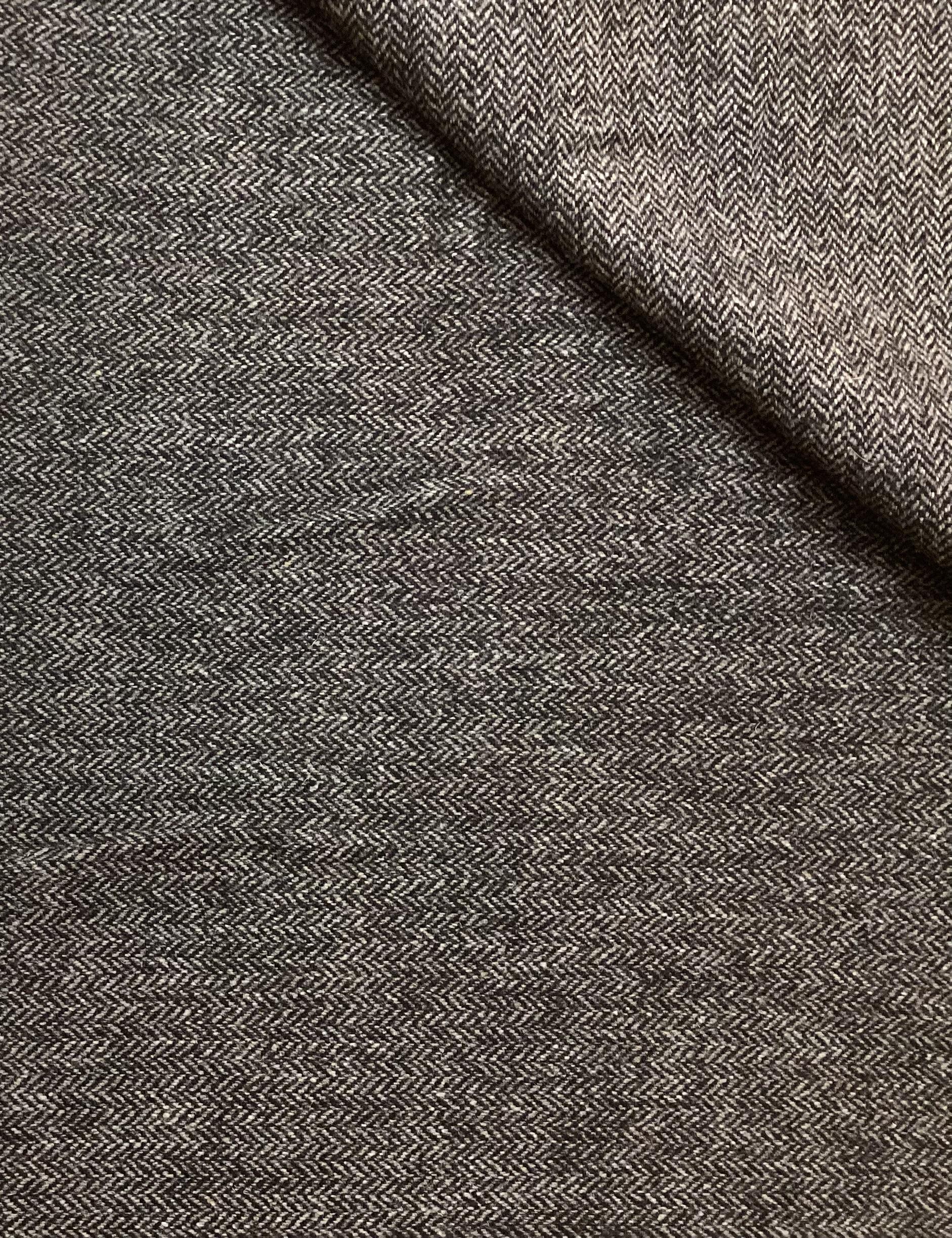 100% Wool Herringbone In Andean Walnuts 