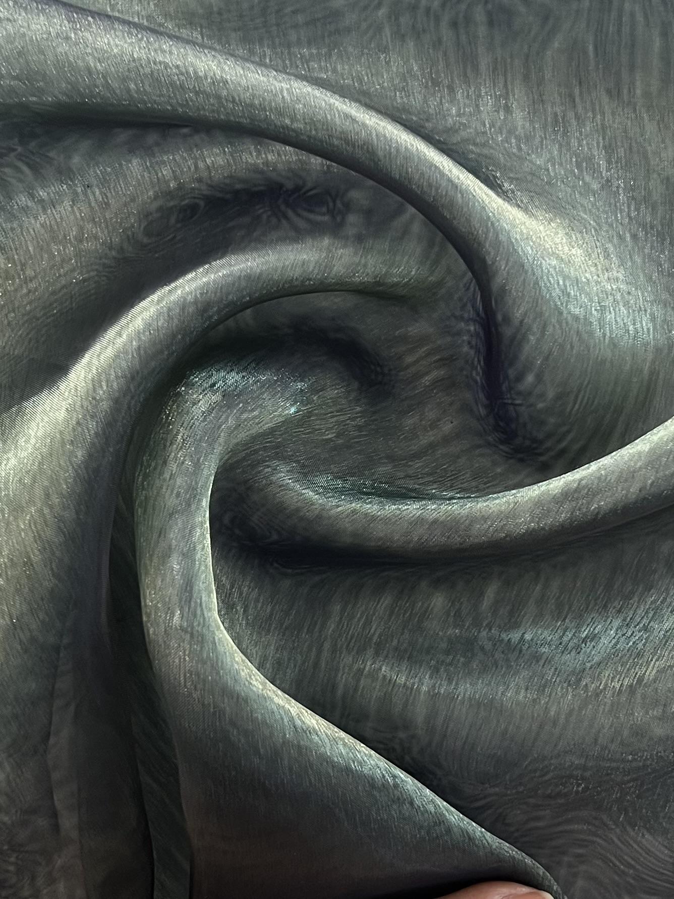 Polyester Extra Fine Iridescent Organza in Navy/Moss