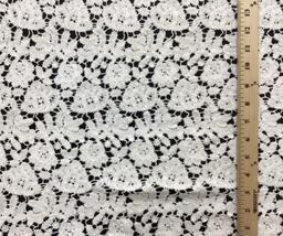 Ivory Cotton Guipure Lace, GL49/122.