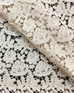 Ivory Cotton Guipure Lace, GL49/122.