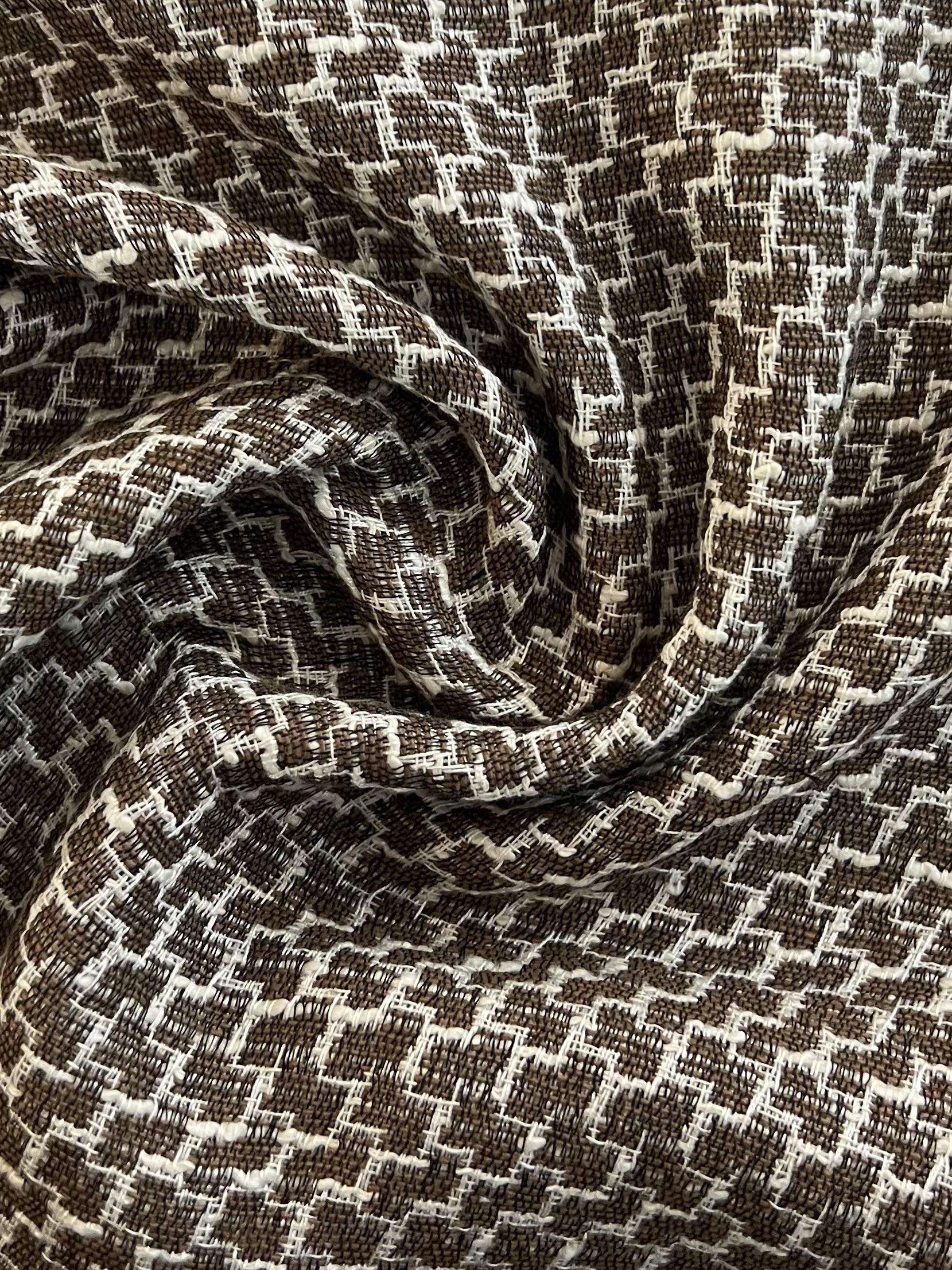 Woven Houndstooth in Brown