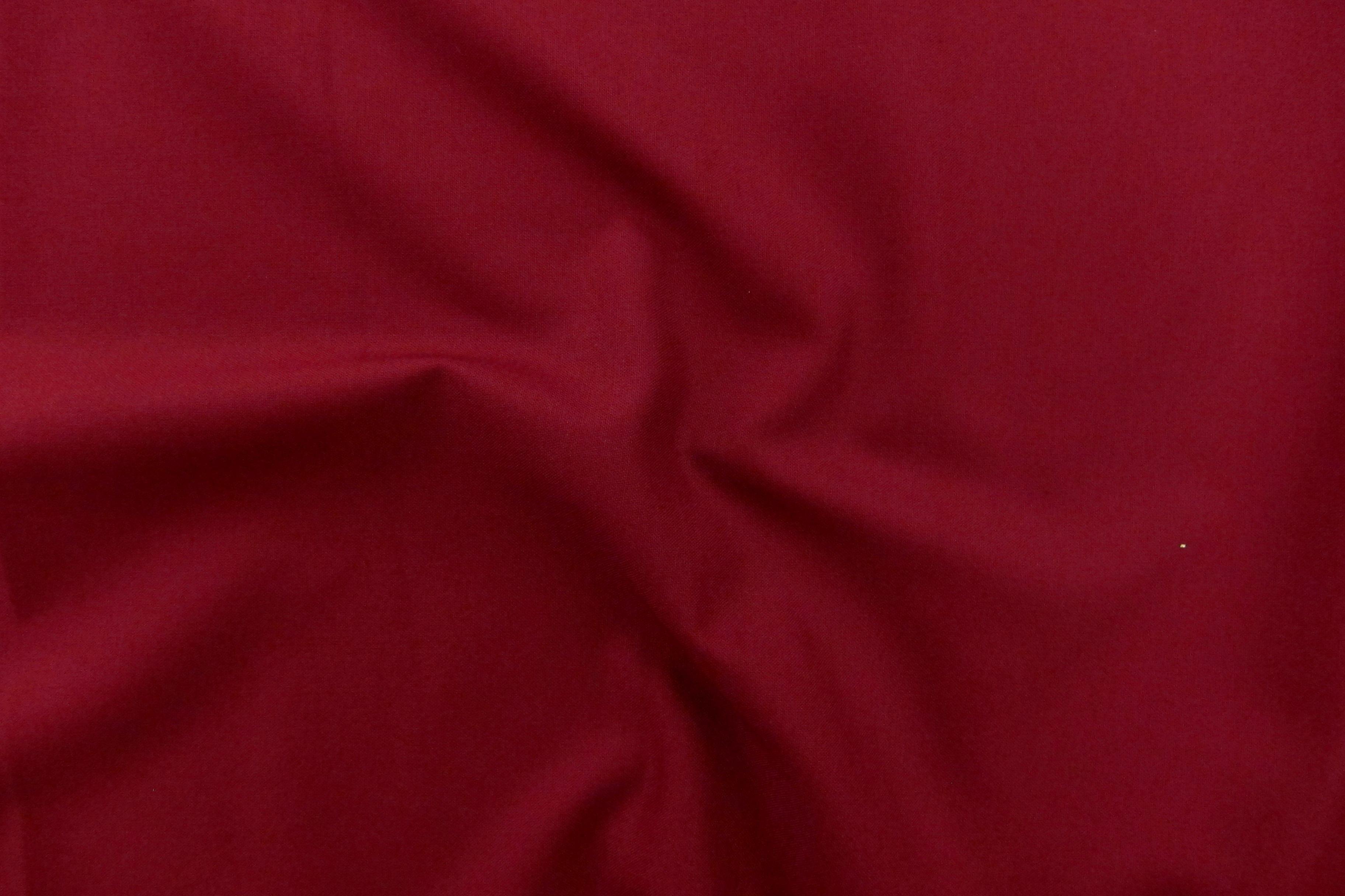 Kona Cotton in Crimson0