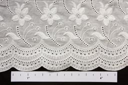 Cotton Eyelet in Off White0