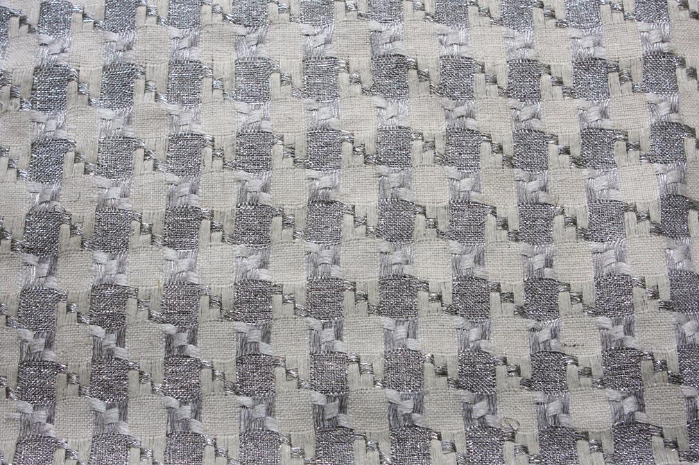 Metallic Cotton in Ivory and Silver0