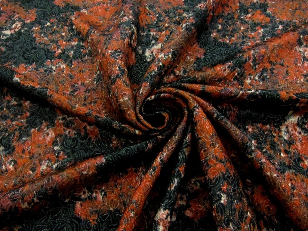 Silk Blend Metallic Jacquard3