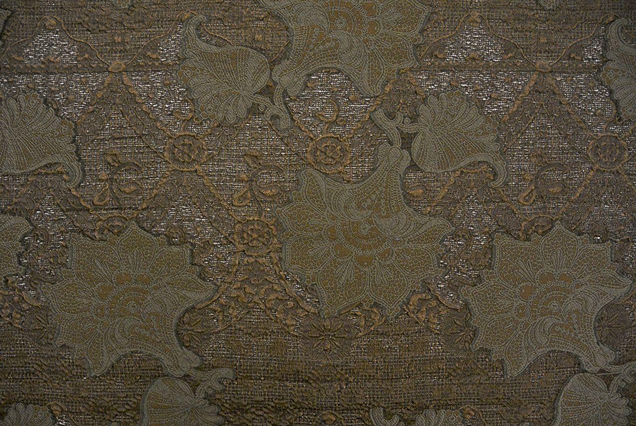 Silk Blend Organza Cloqué0