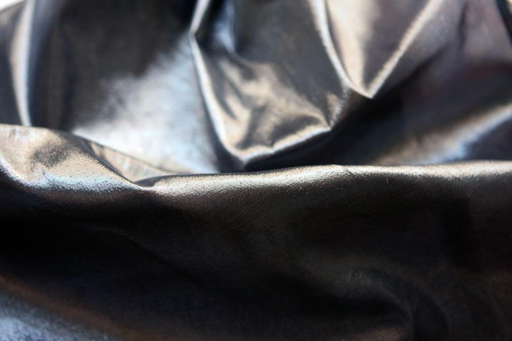 Tissue Lamé in Black1