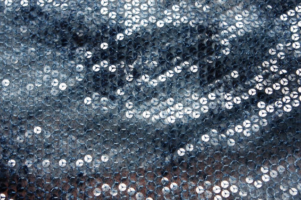 Sequins on Illusion0