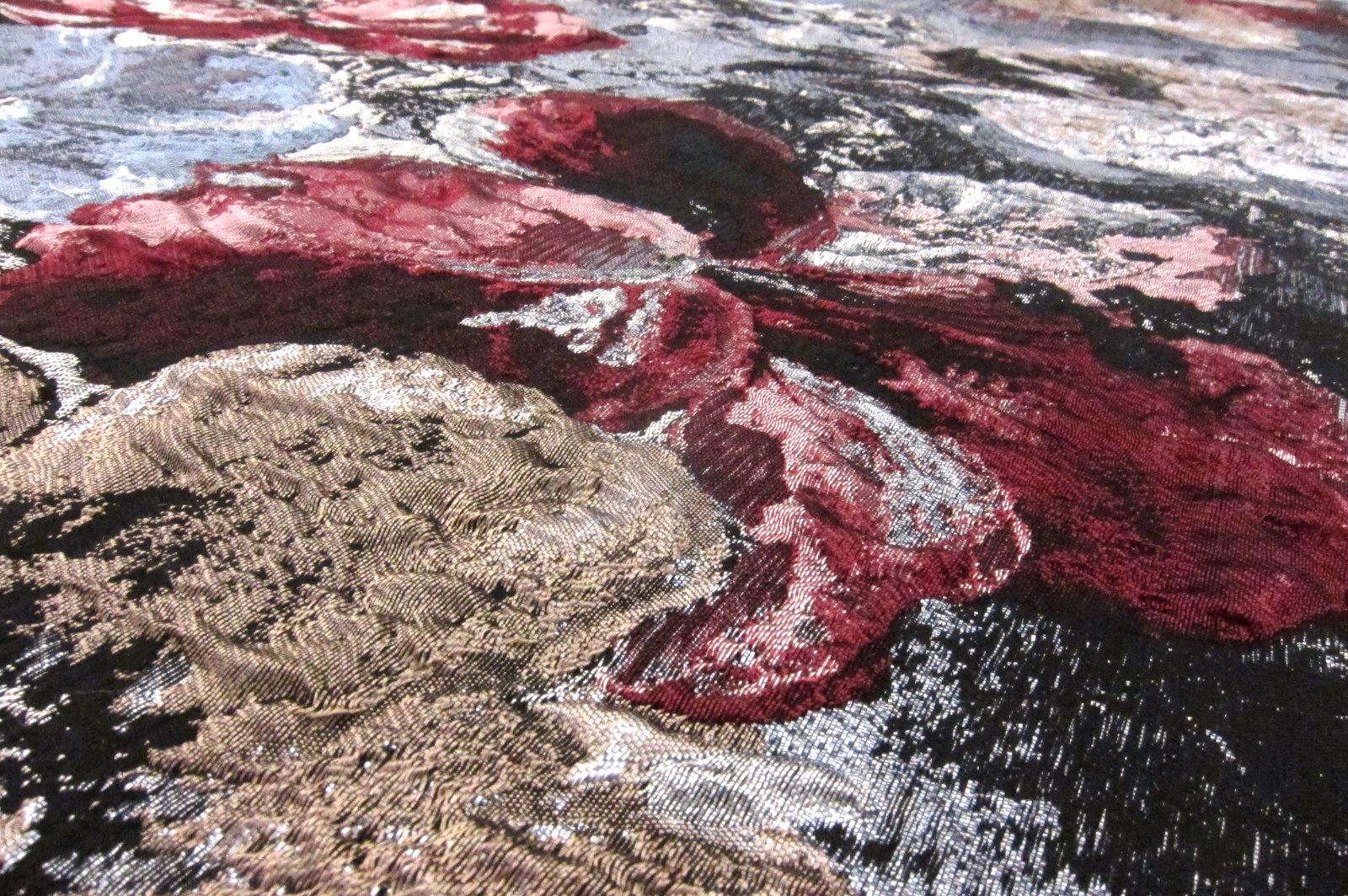 Silk Blend Metallic Cloqué2