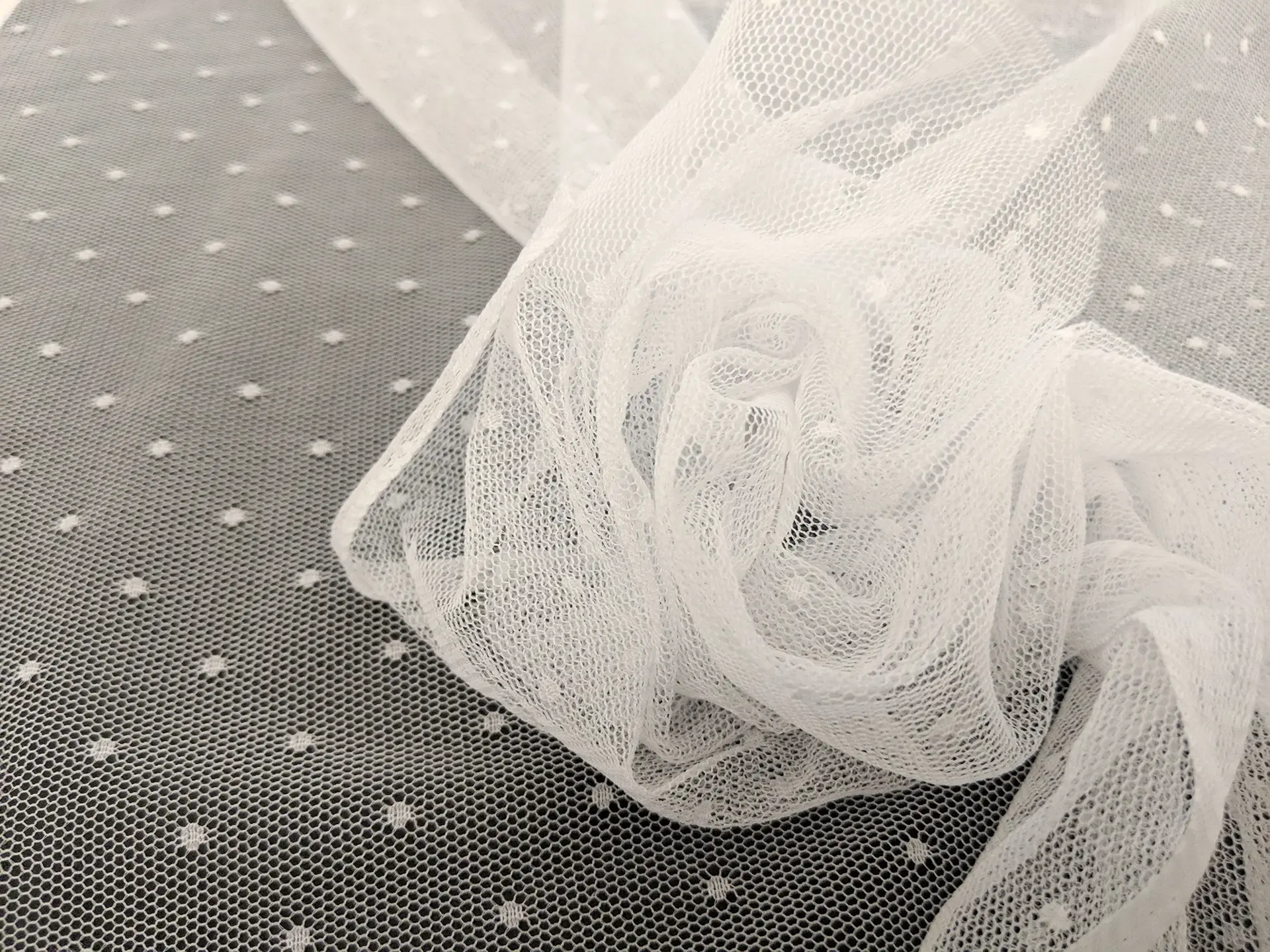 Point D'Sprit in White