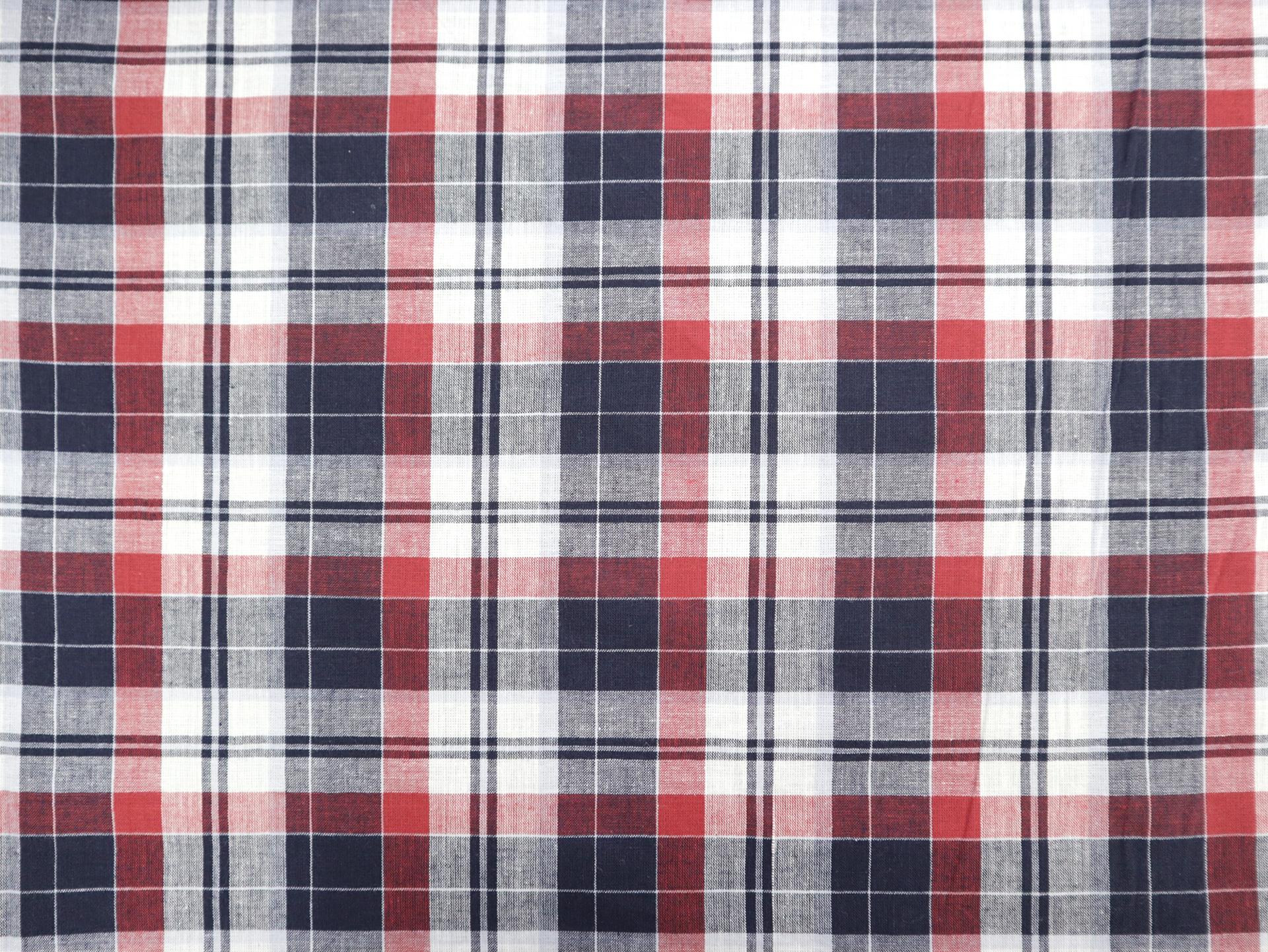 Cotton Plaid Shirting in Americana