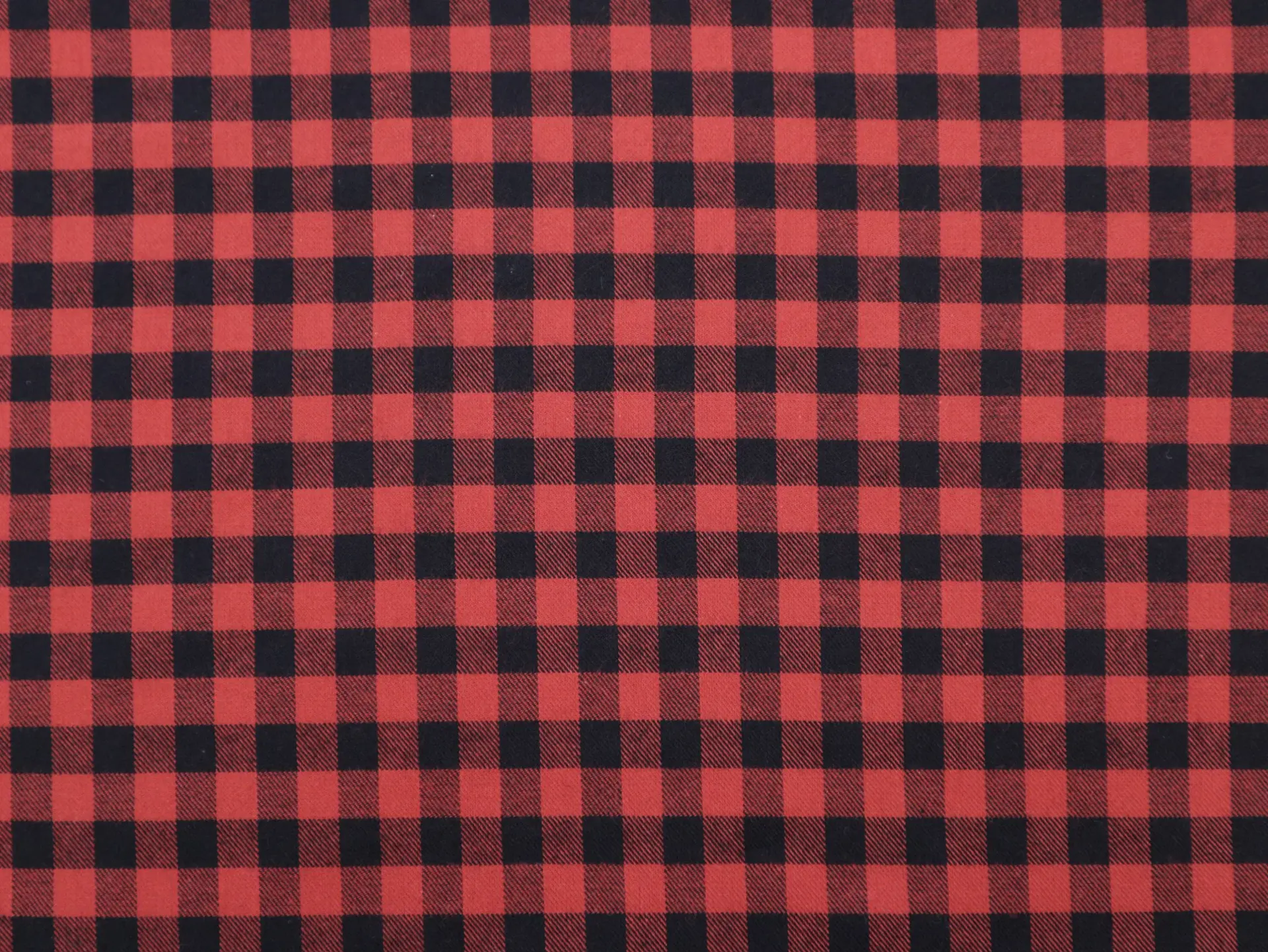 Cotton Flannel Check in Crimson Black