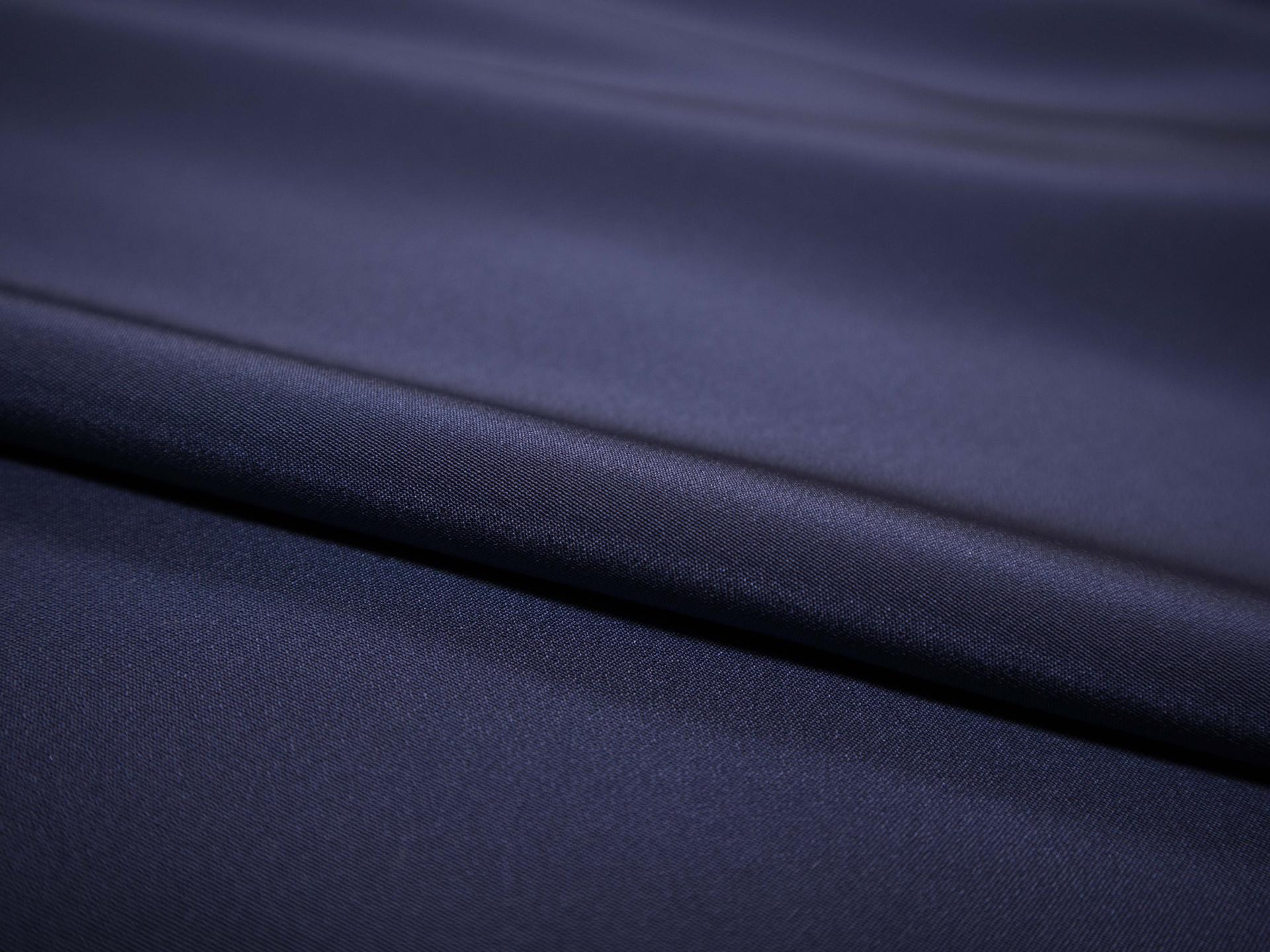 silk 4 ply crepe in Cadet- Flat