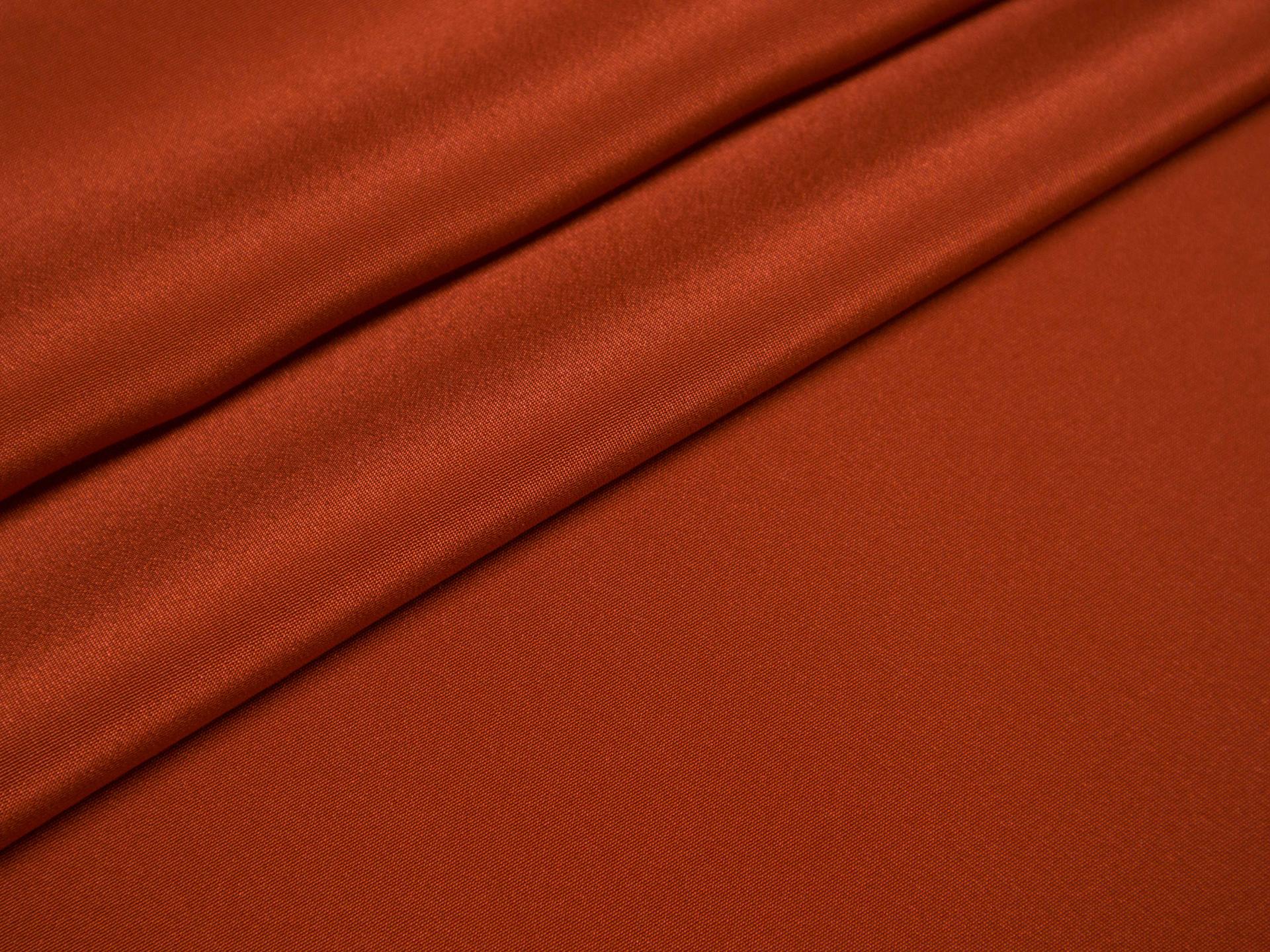 4 ply silk crepe in spice- folded