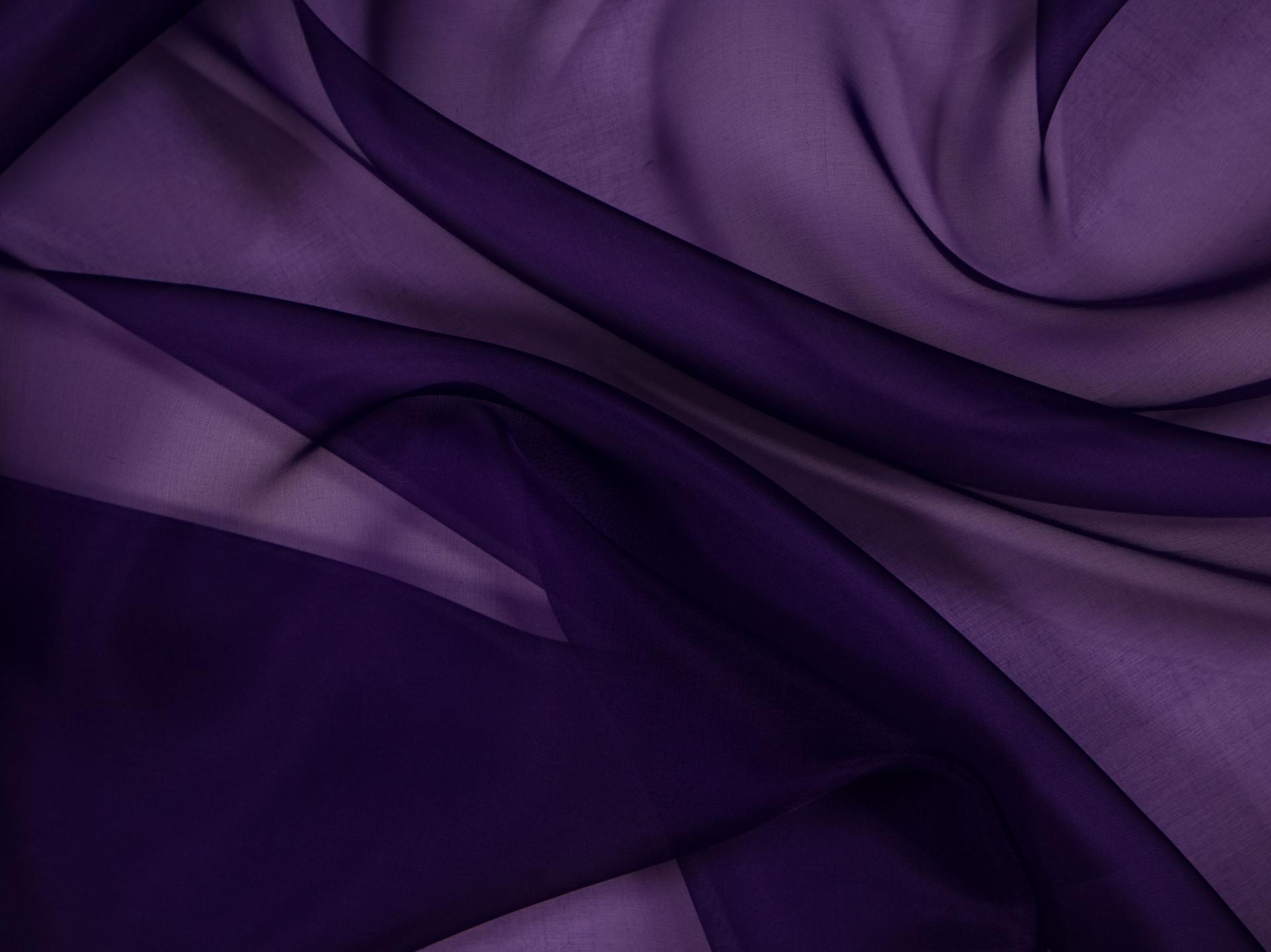Solid organza in Regal Purple buched