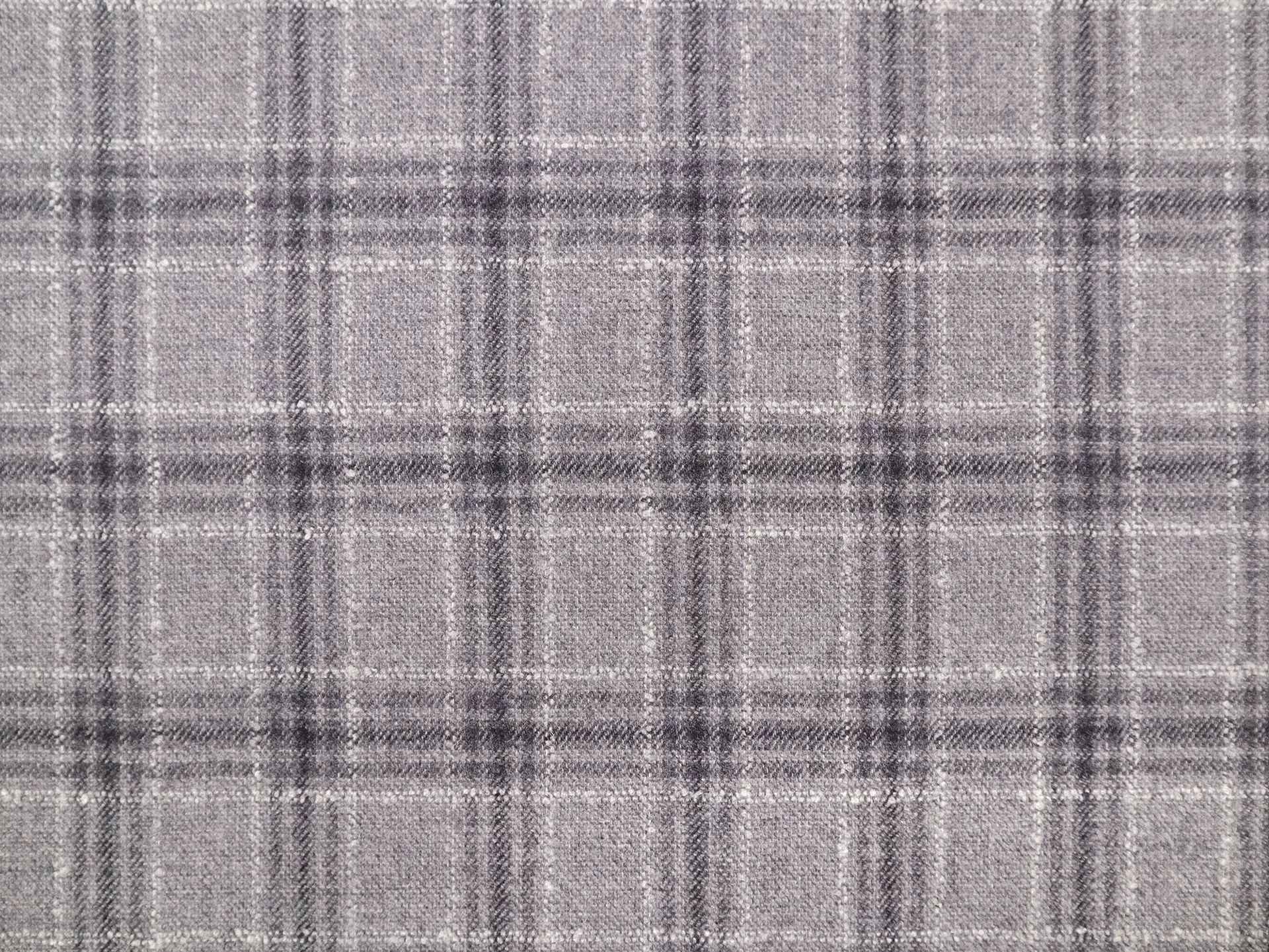 Italian Wool Cashmere Plaid Suiting in Graphite