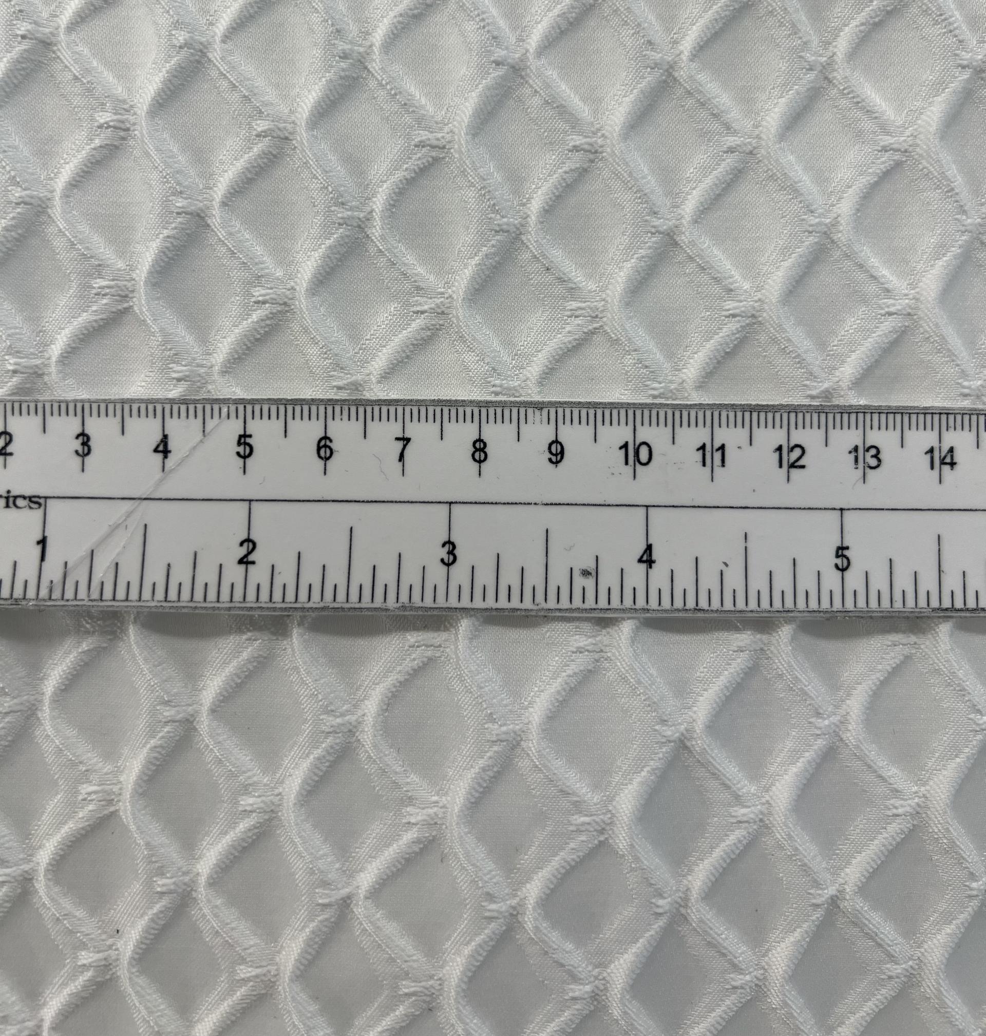 Birdseye Cloqué in White