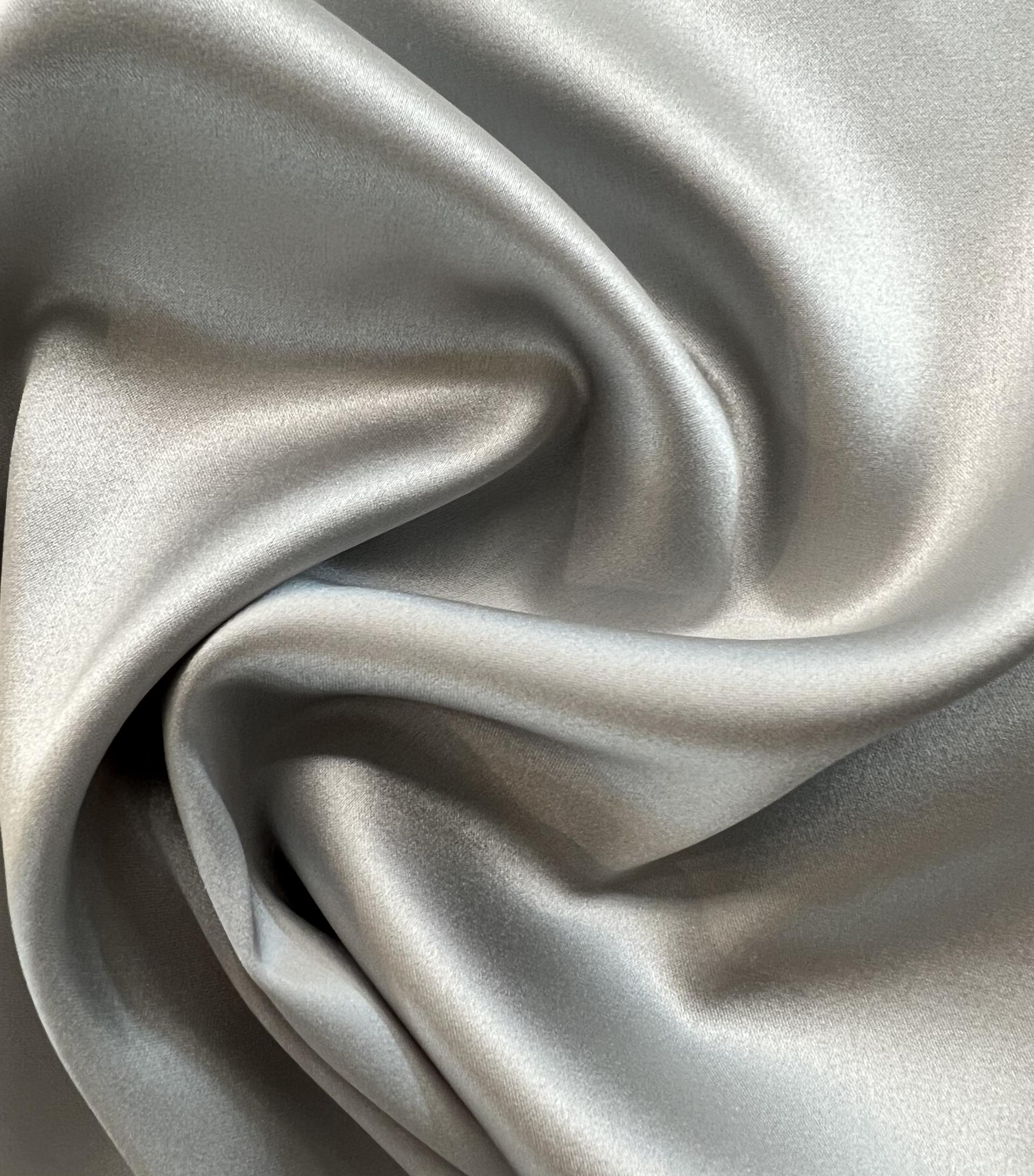Stretch Silk Charmeuse in Platinum