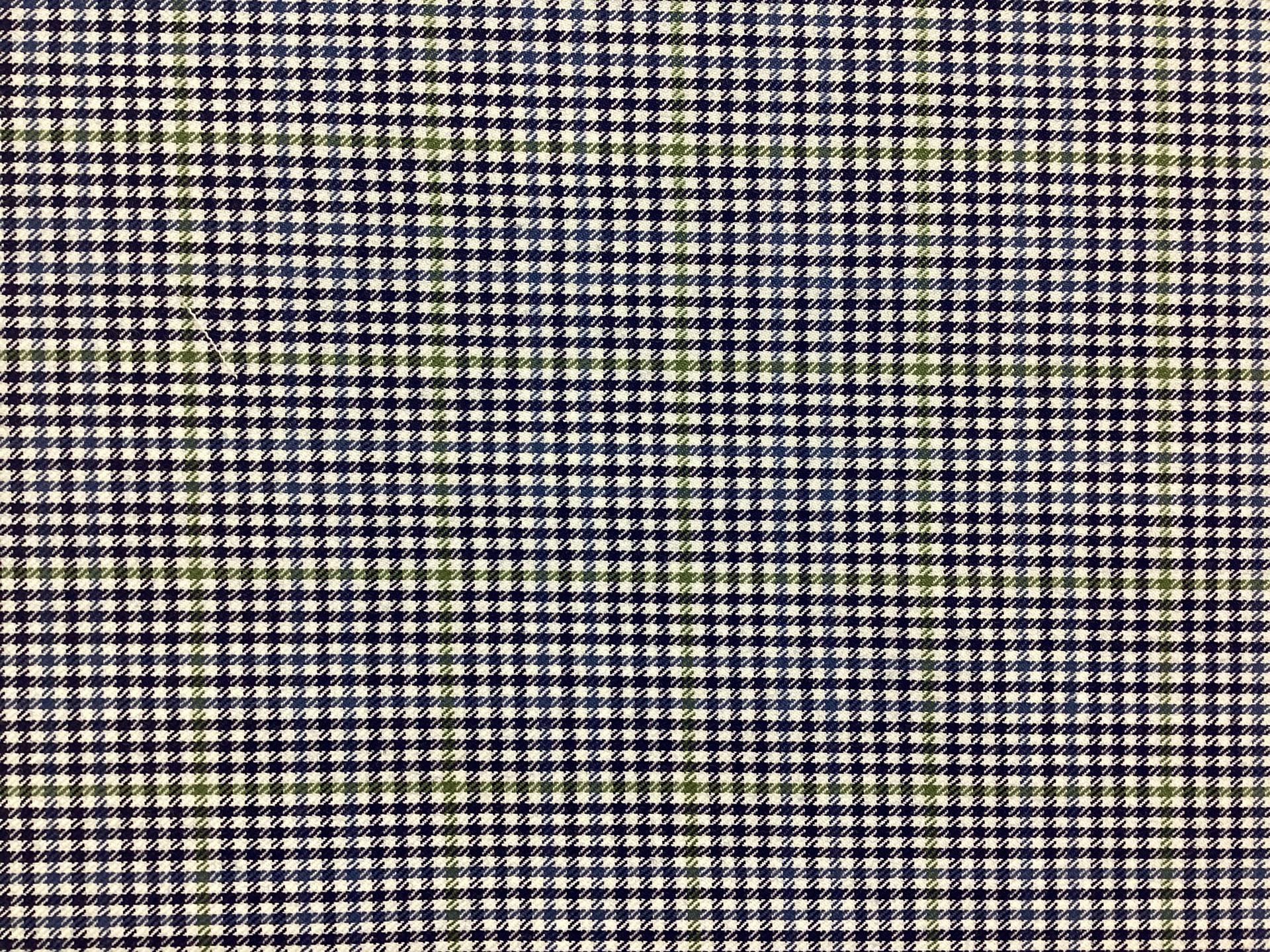 Made In Italy Wool Super 130's Check In Navy, White & Green