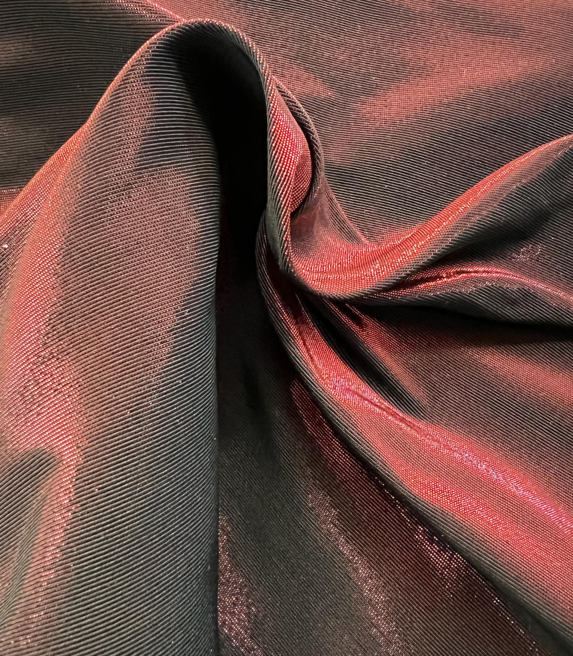 Silk Blend Metallic Gros de Londre in Red Black