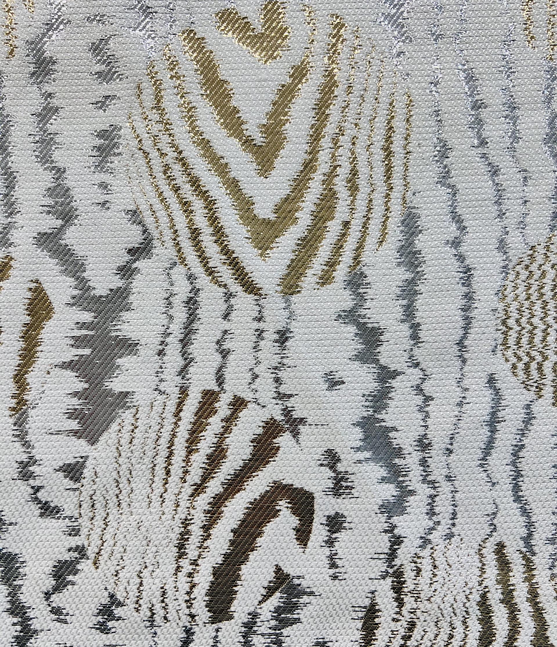 Metallic Brocade with Moiré Pattern in White & Gold