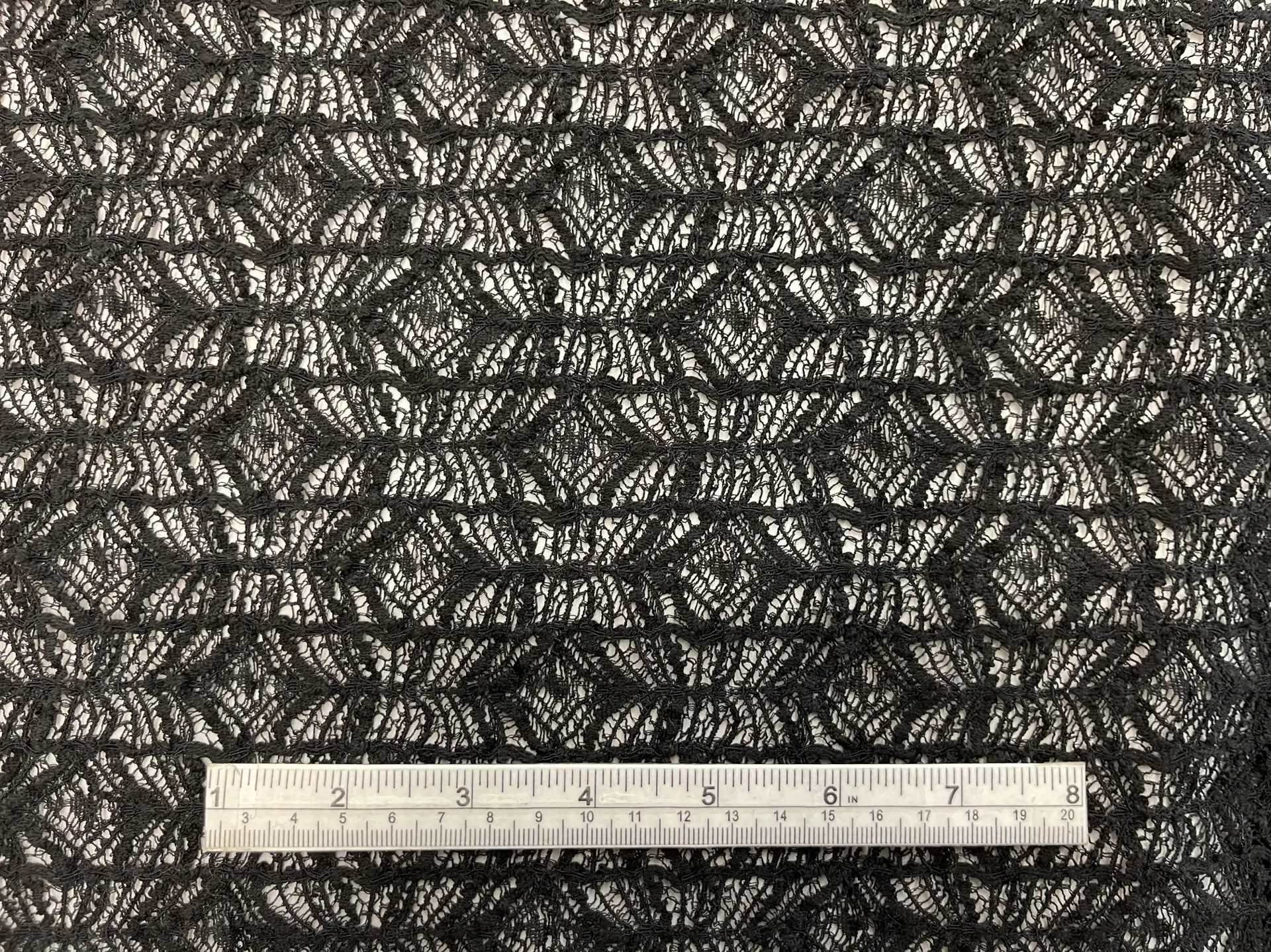 Stretch Lace in Black