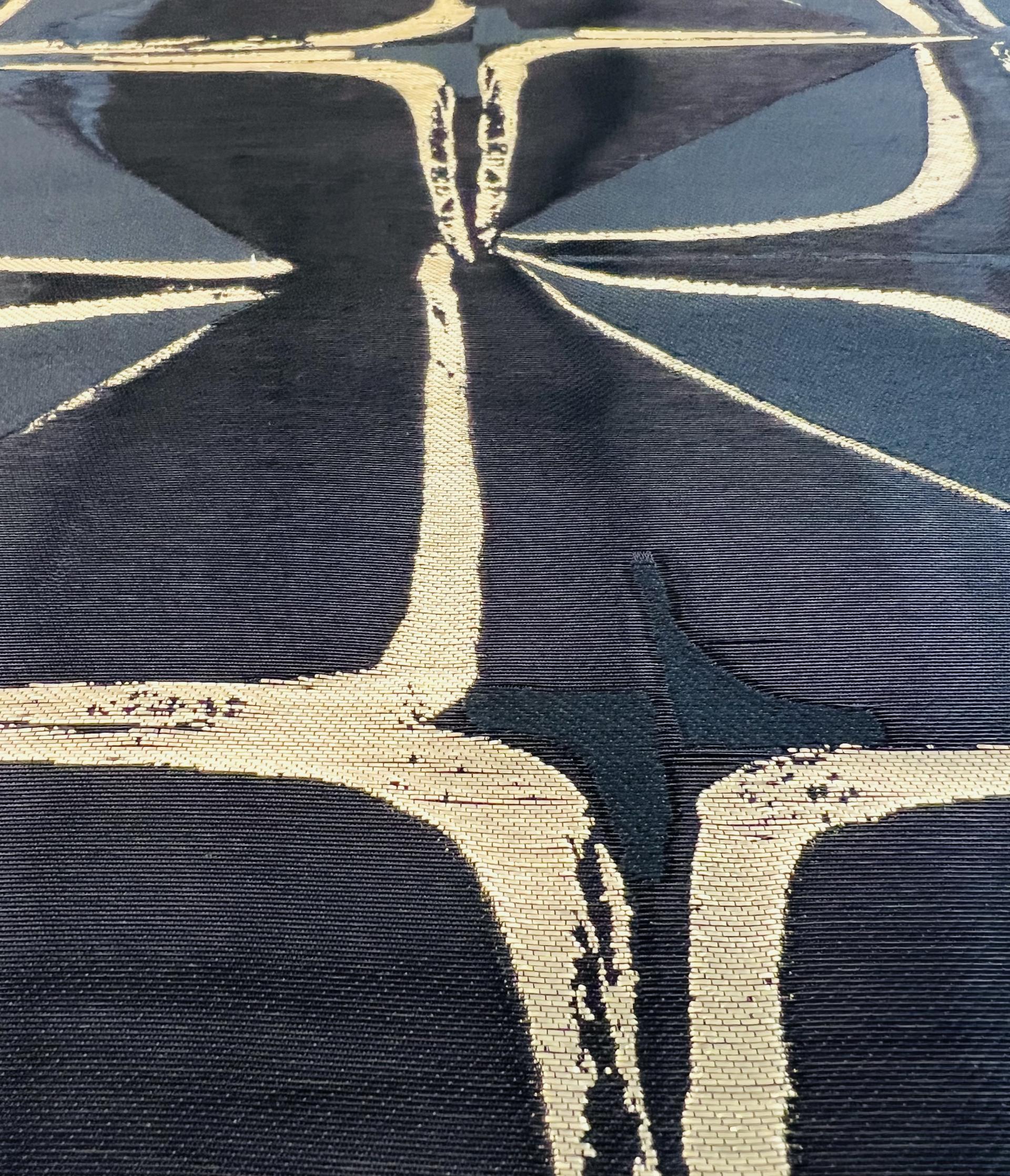 Geometric Lamé Liquid Fil Coupe Brocade in Gold Black