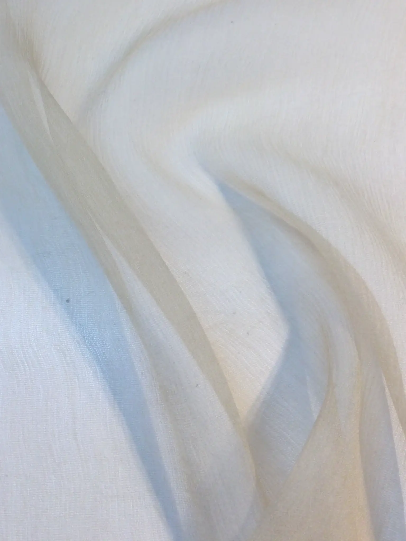 Made in Italy Crinkle Silk Gazer