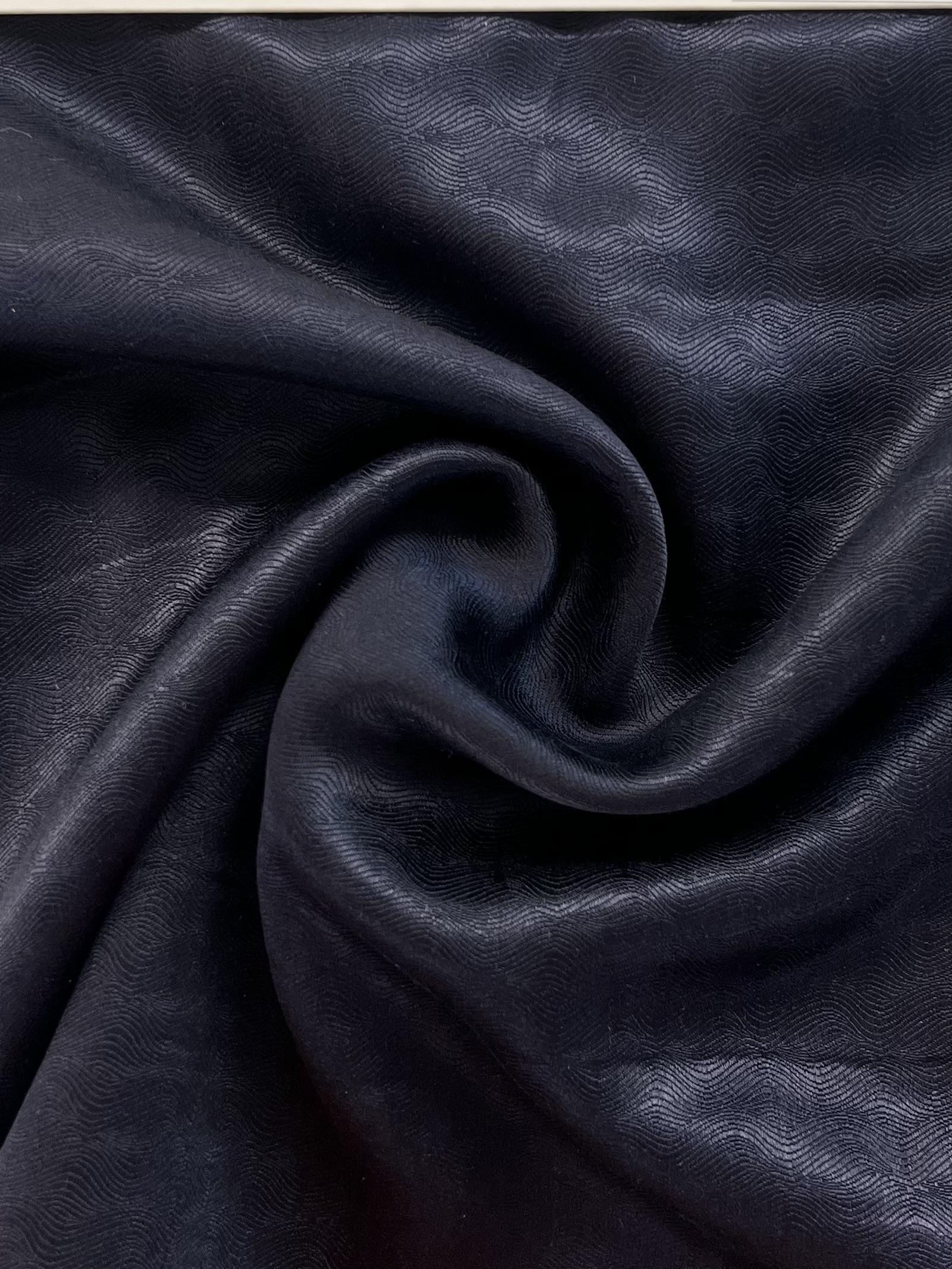 Made in Italy Pure Silk Wave Pattern Jacquard in Nightfall