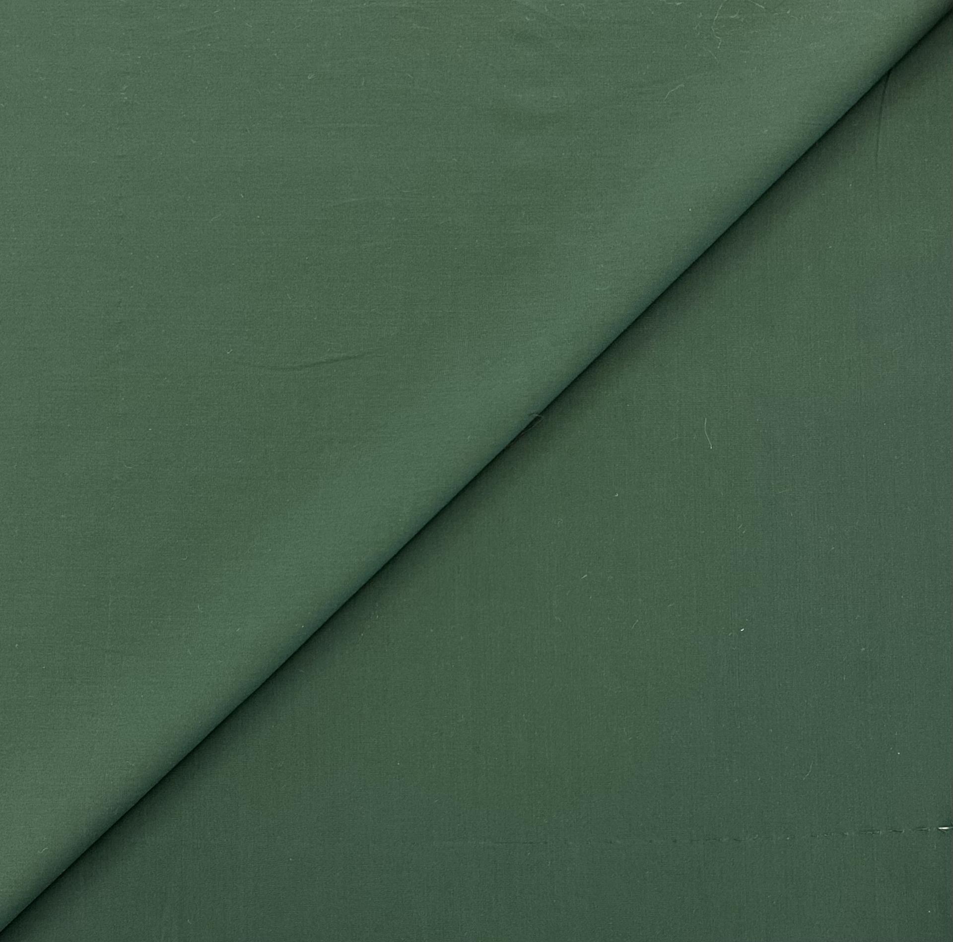 Cotton Broadcloth in Hunter Green