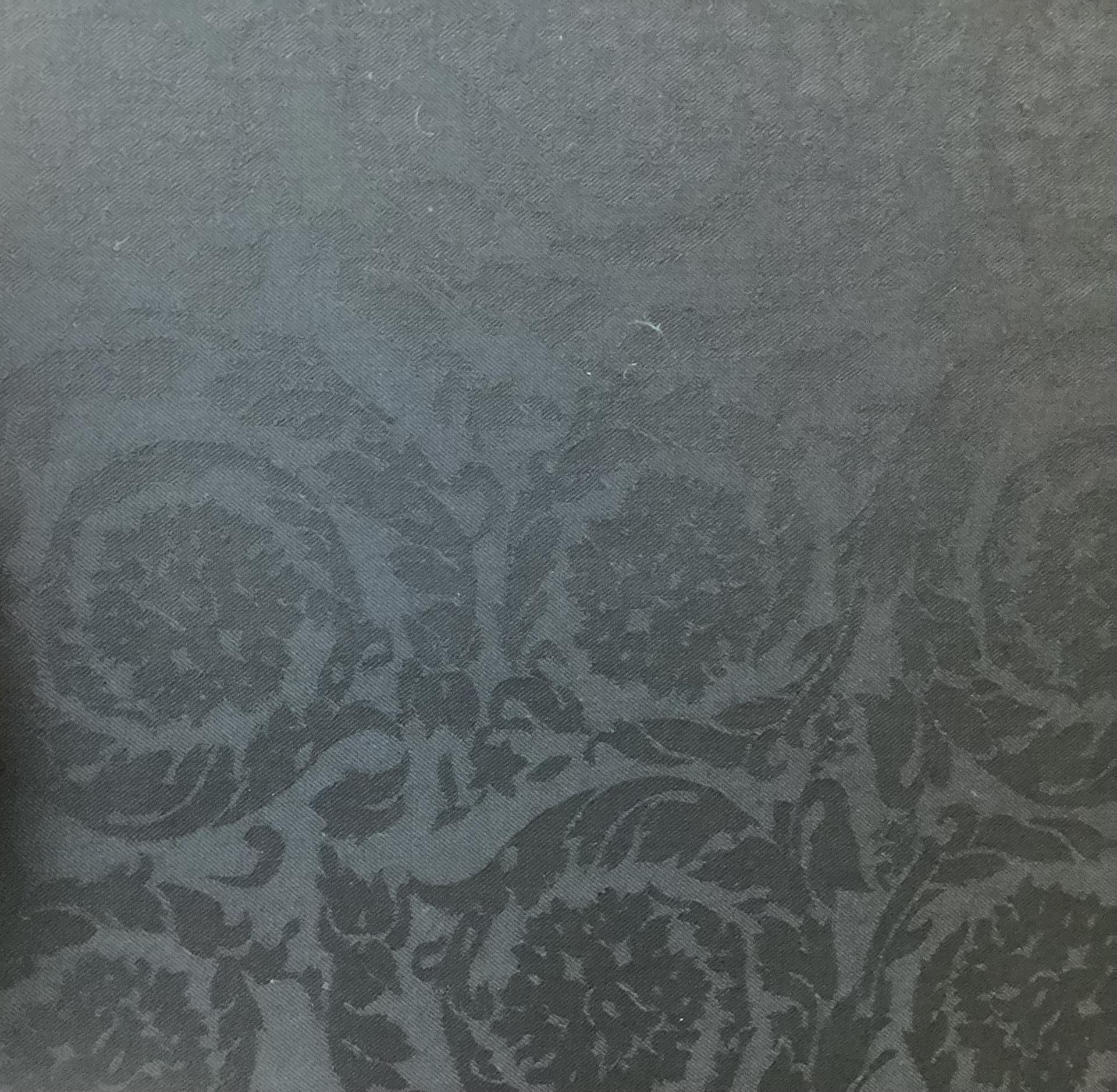 100% Wool Jacquard In Black