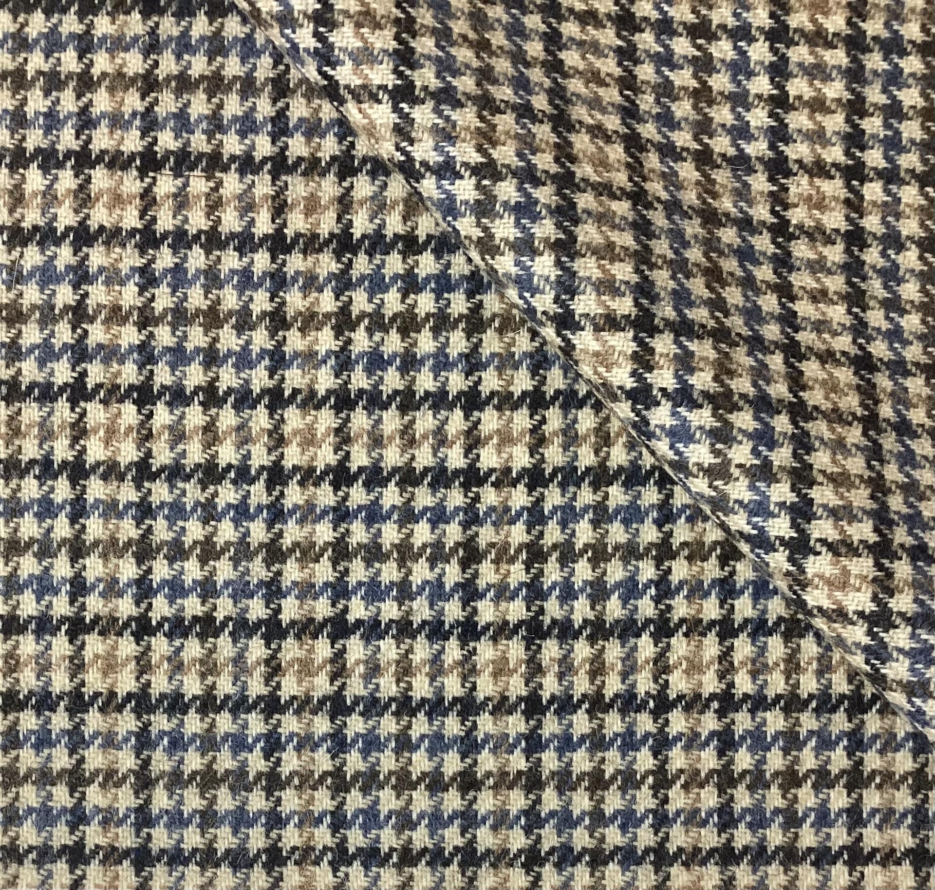 Made in Italy 90% Wool 10% Cashmere Houndstooth Plaid