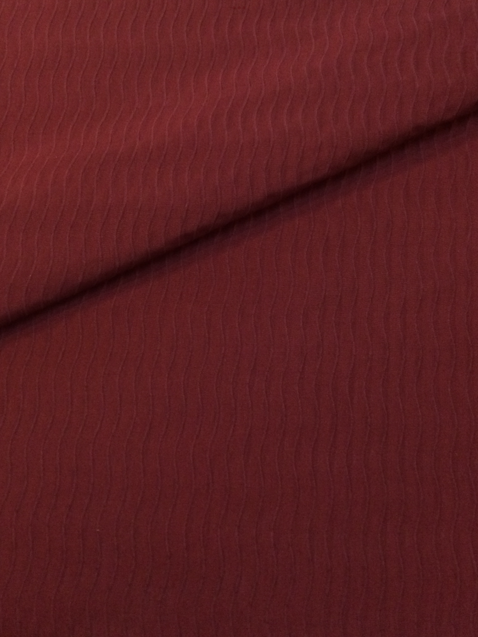 Made in Italy 100% Silk Wave Mattelasse in Wine