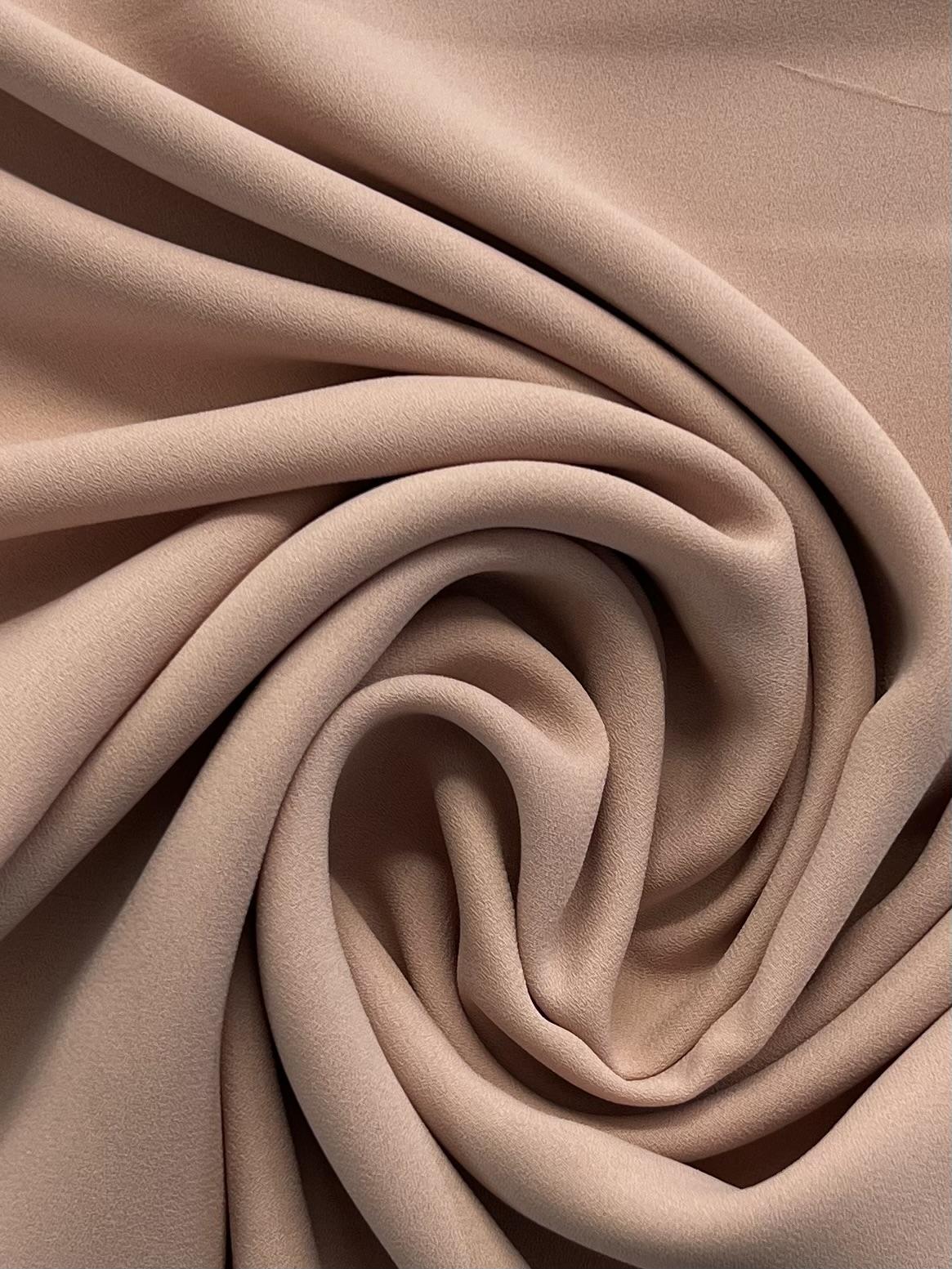 Polyester Georgette in Peach