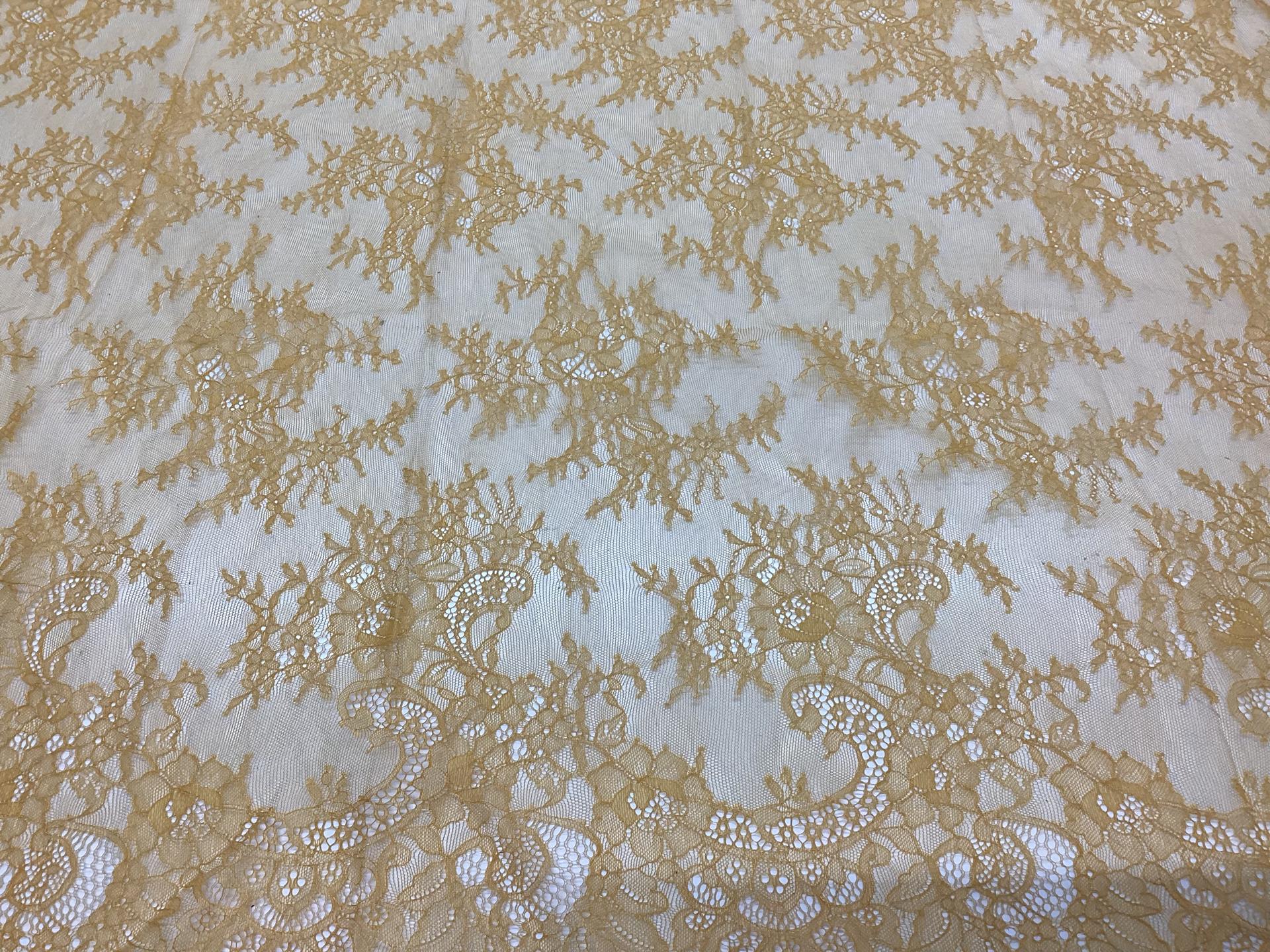 Chantilly Lace in Sunflower