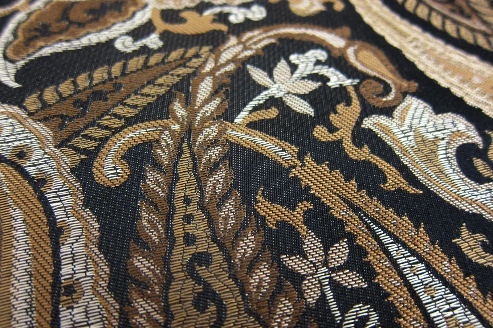 Silk Brocade2