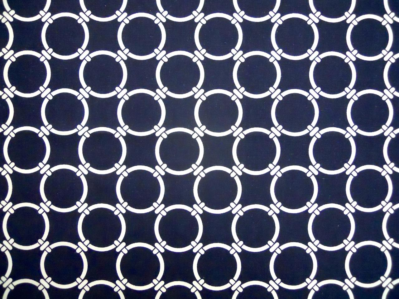 Cotton Canvas Chain Links Print0