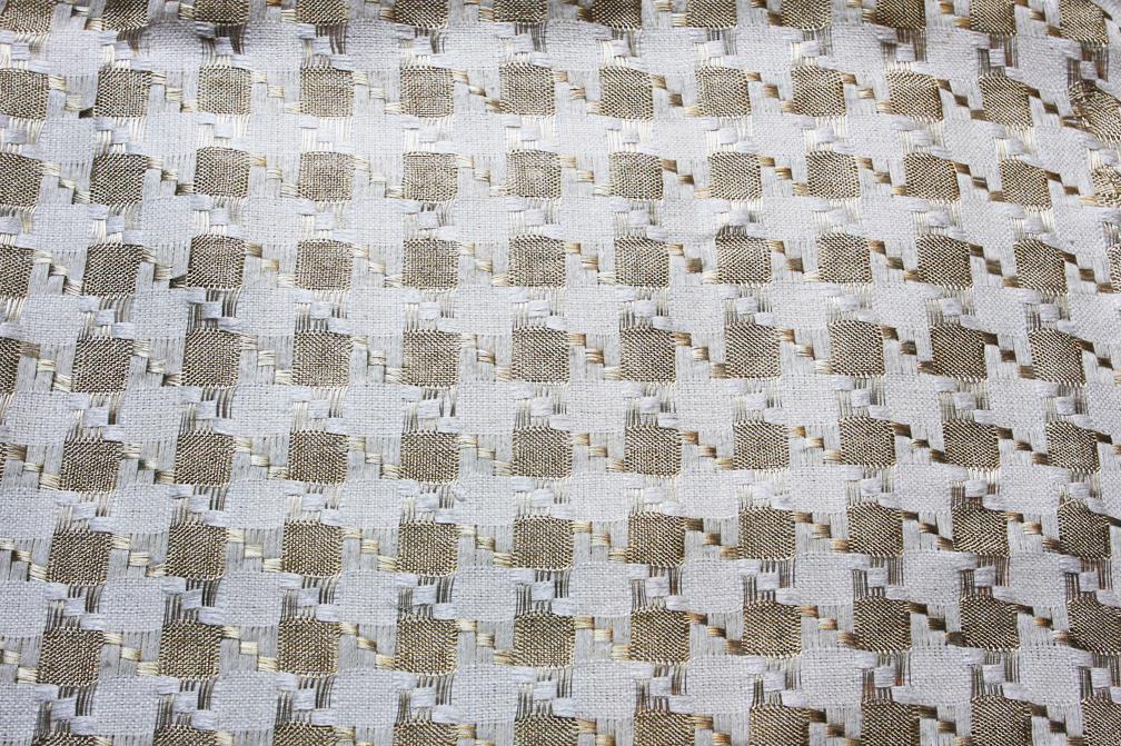 Metallic Cotton in Ivory and Gold0