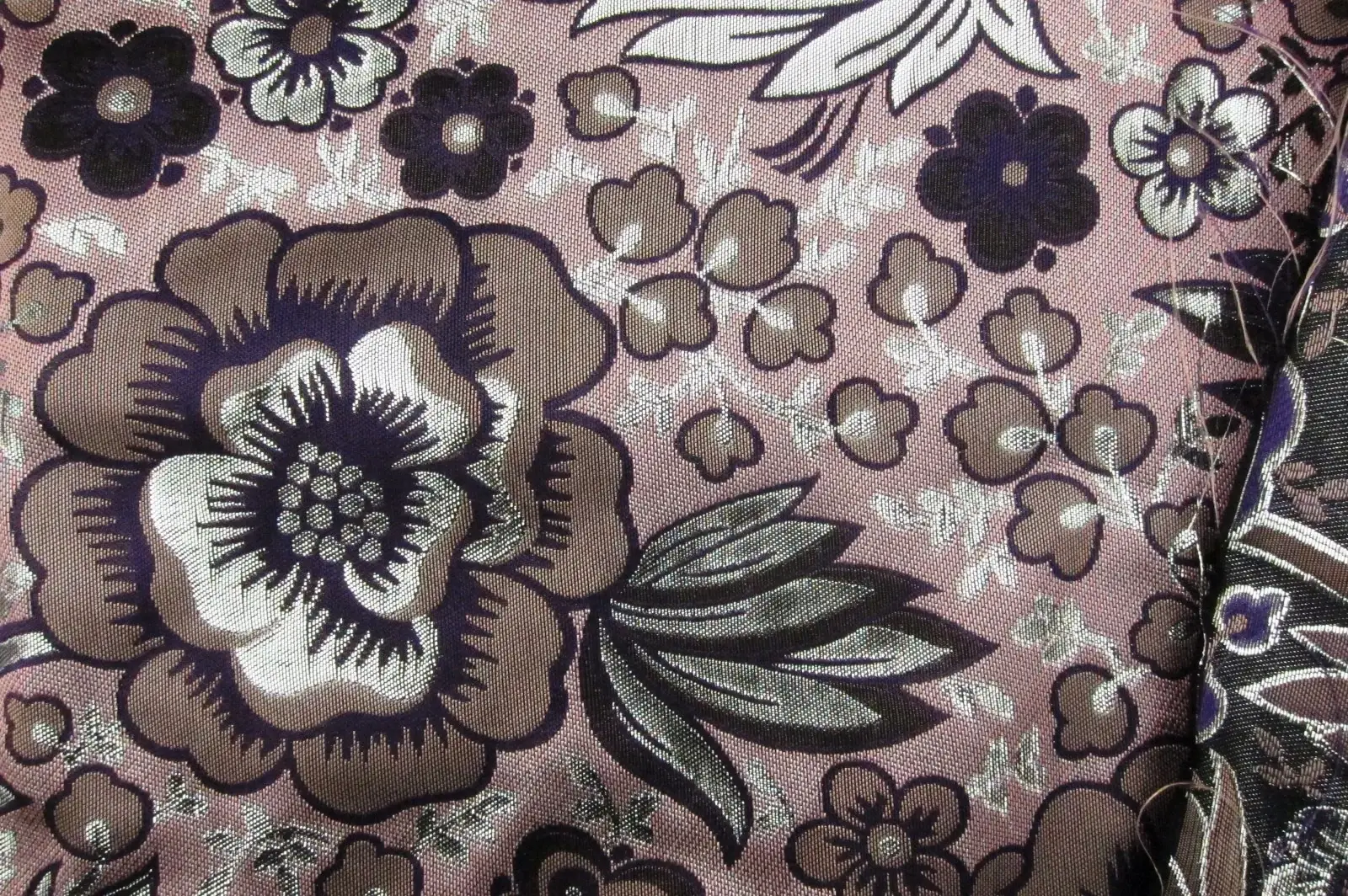 Metallic Brocade3