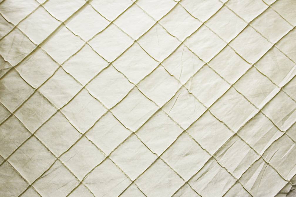 Pintuck Taffeta0