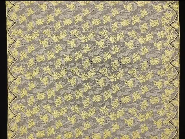 Metallic Chantilly Lace3