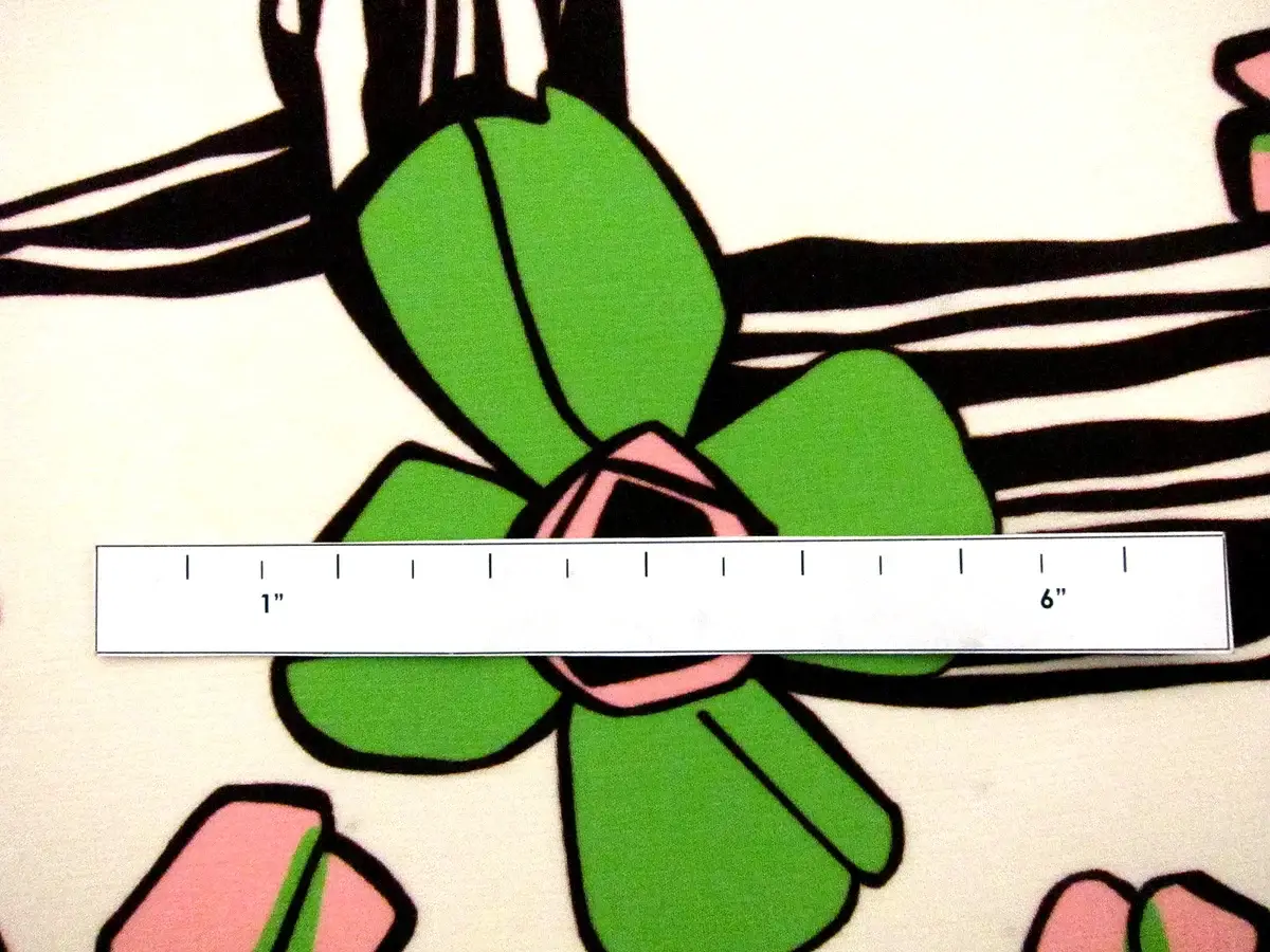 Viscose Print with Graphic Flowers2