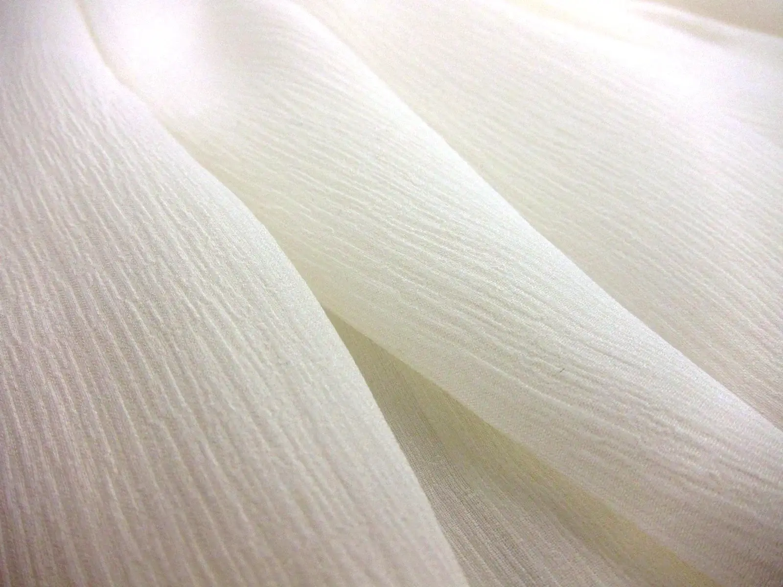 Crinkle Ombré Silk Chiffon1