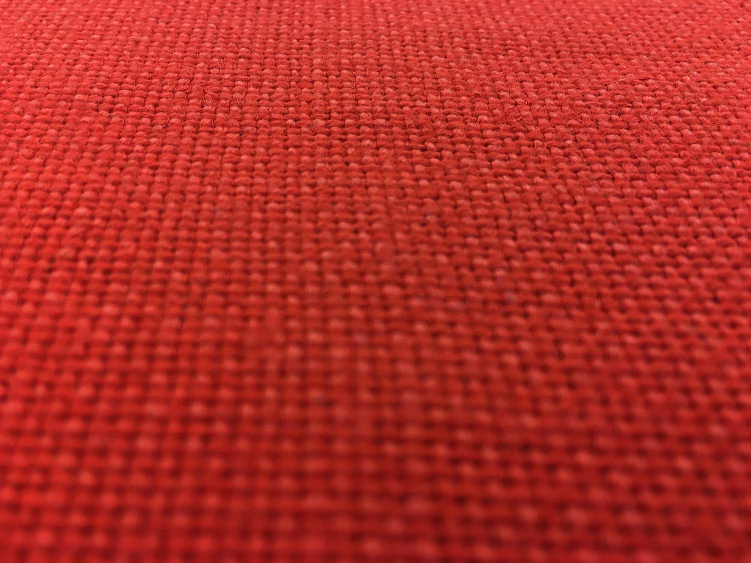 Upholstery Linen in Tomato Red0
